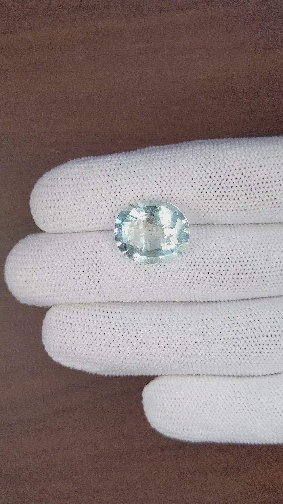 10.89 Ct. Aquamarine from Ceylon (Sri Lanka) Size Video