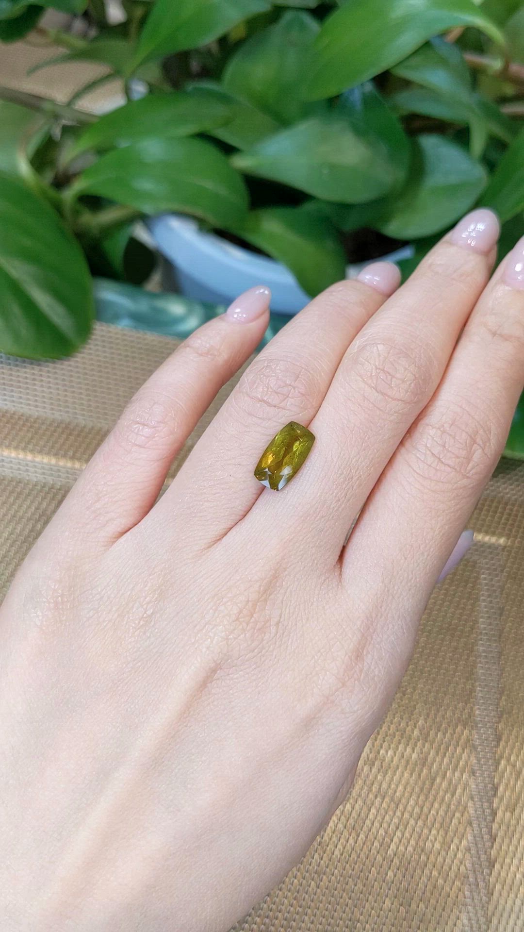 2.85 Ct. Sphene (Titanite) from Madagascar Size Video