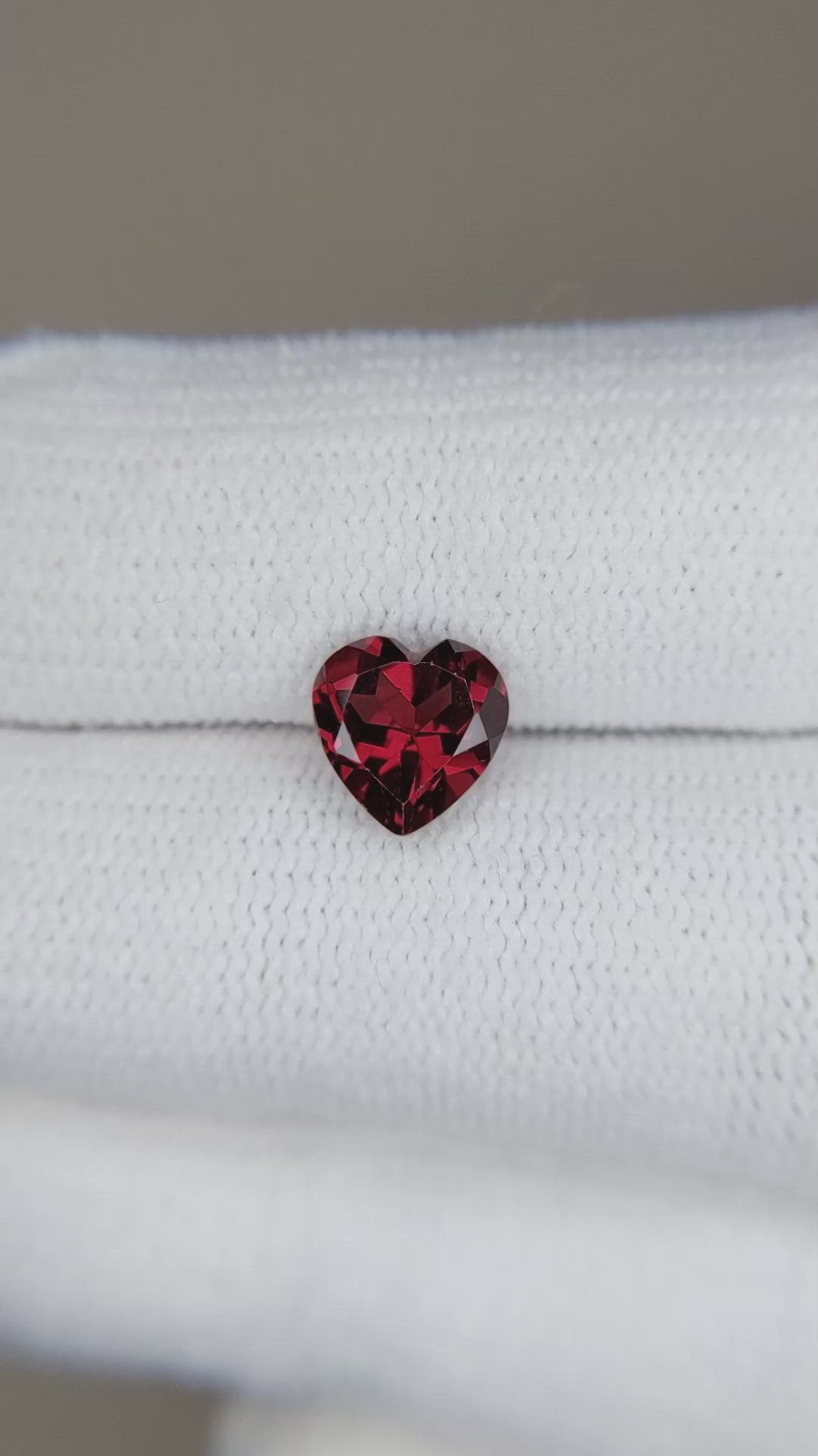 1.50 Ct. Garnet from Ceylon (Sri Lanka) Size Video