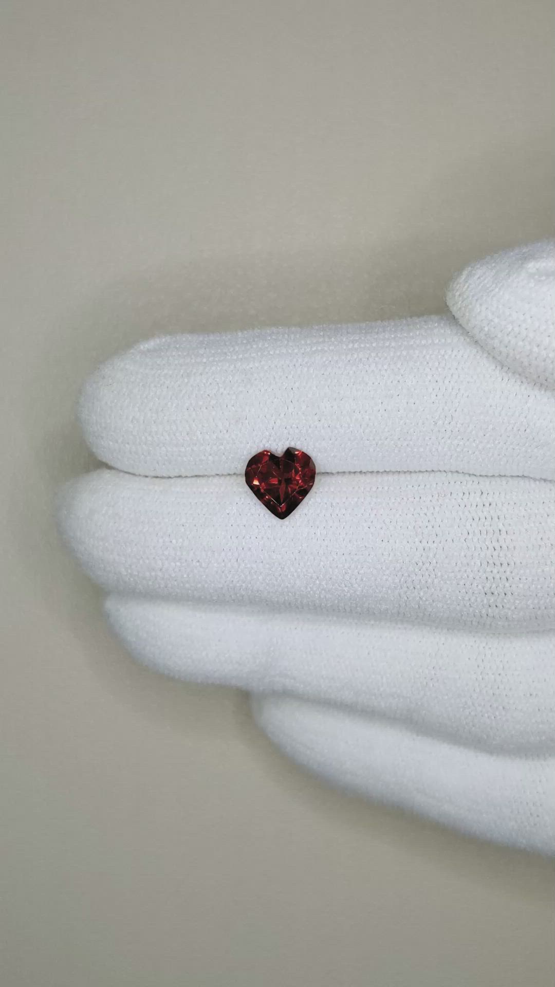 1.23 Ct. Garnet from Ceylon (Sri Lanka) Size Video