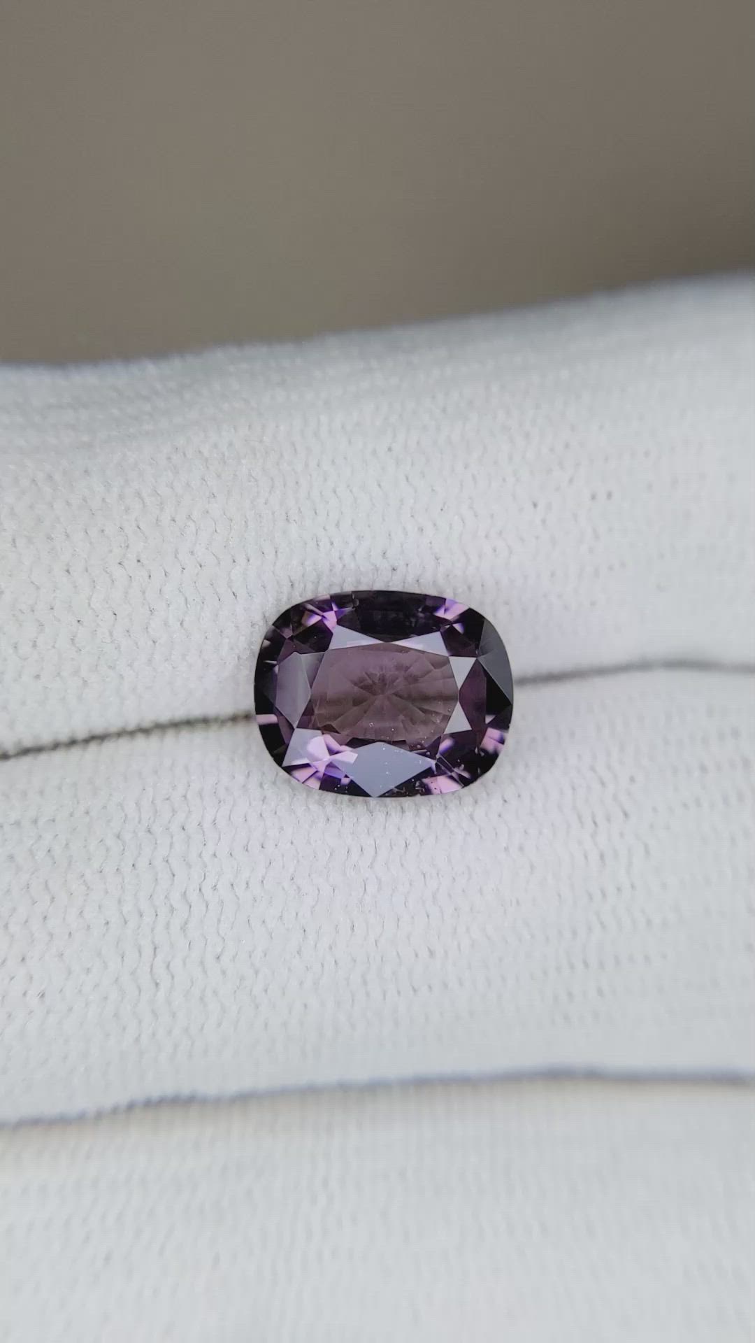 2.73 Ct. Spinel from Burma (Myanmar) Size Video