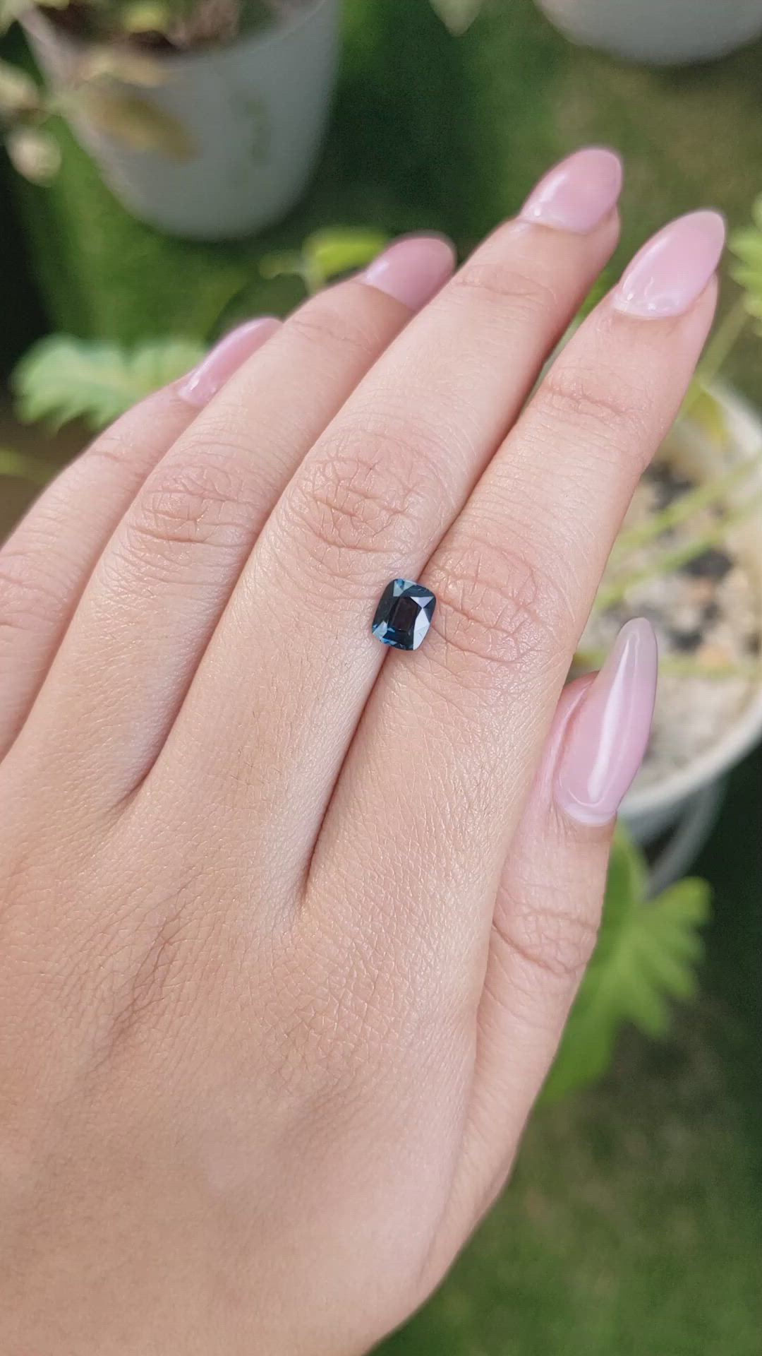 0.84 Ct. Spinel from Ceylon (Sri Lanka) Size Video