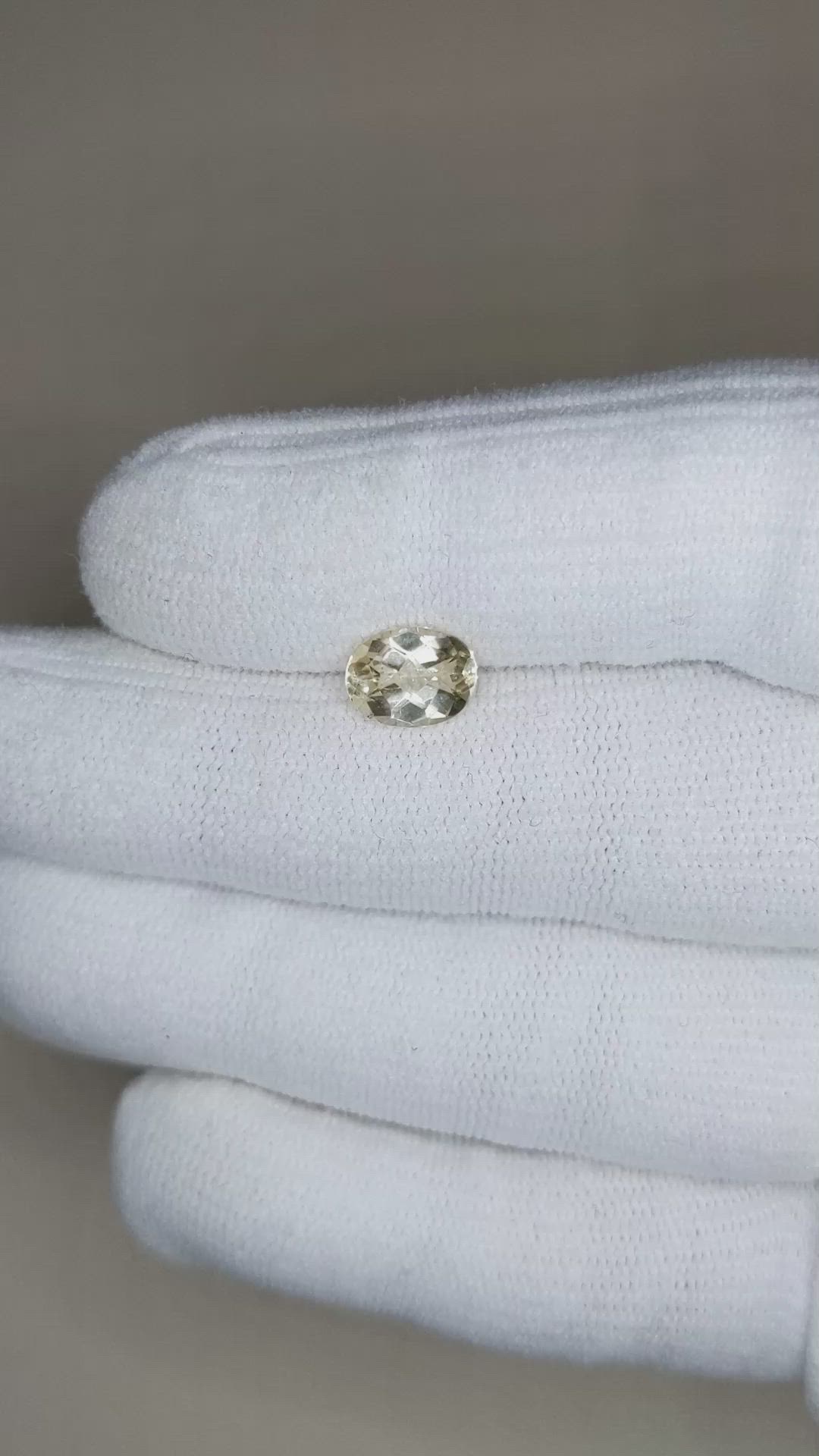 1.34 Ct. Heliodor from Pakistan Size Video