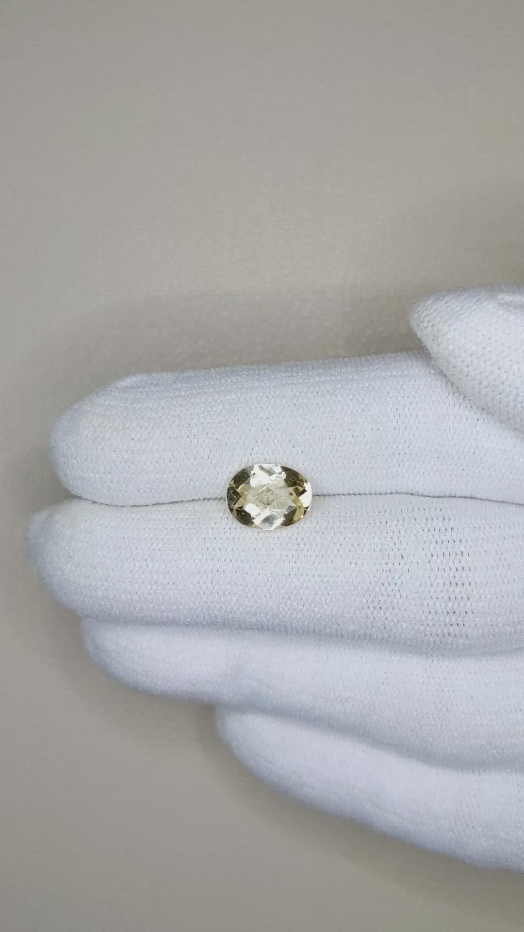 1.43 Ct. Heliodor from Pakistan Size Video