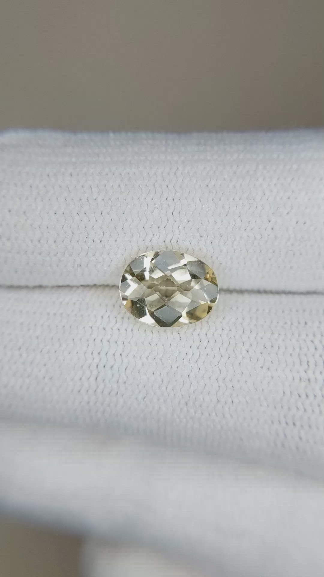 1.43 Ct. Heliodor from Pakistan Size Video