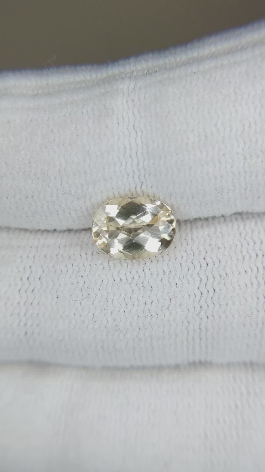 1.75 Ct. Heliodor from Pakistan Size Video