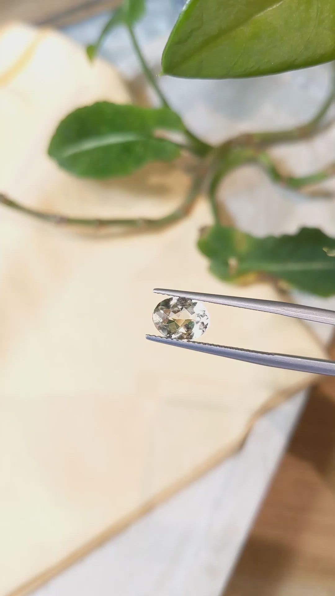 1.42 Ct. Heliodor from Pakistan Size Video