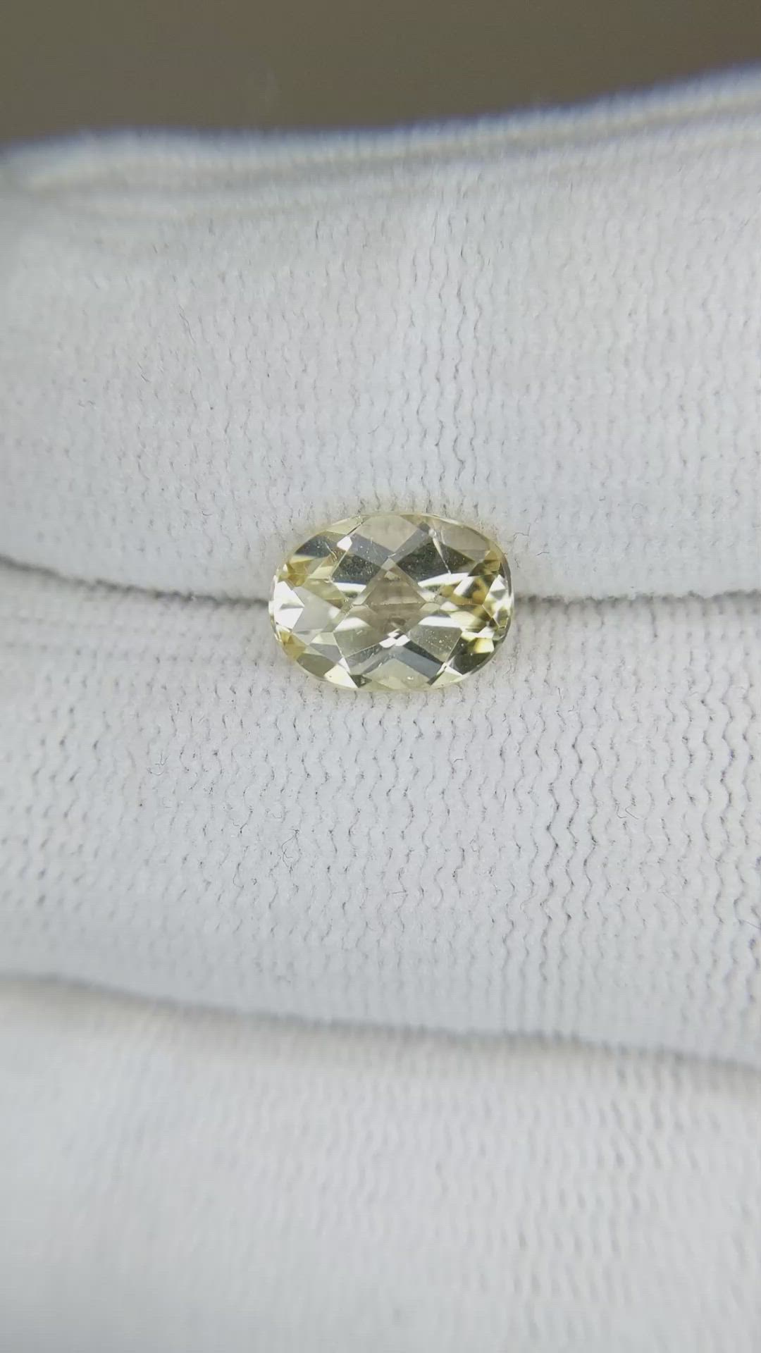 1.60 Ct. Heliodor from Pakistan Size Video