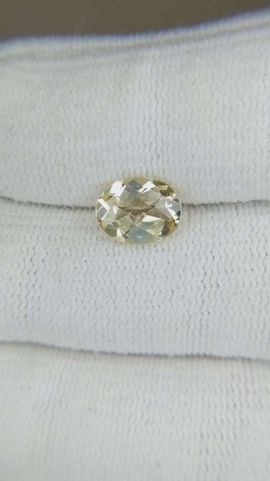 1.52 Ct. Heliodor from Pakistan Size Video