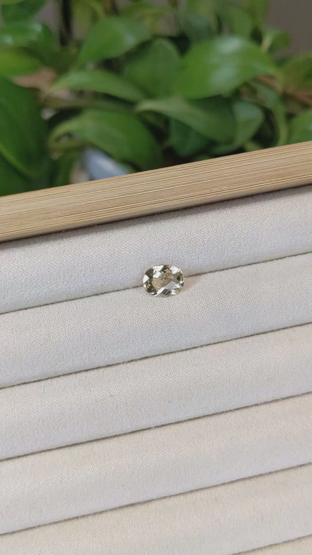 1.58 Ct. Heliodor from Pakistan Size Video