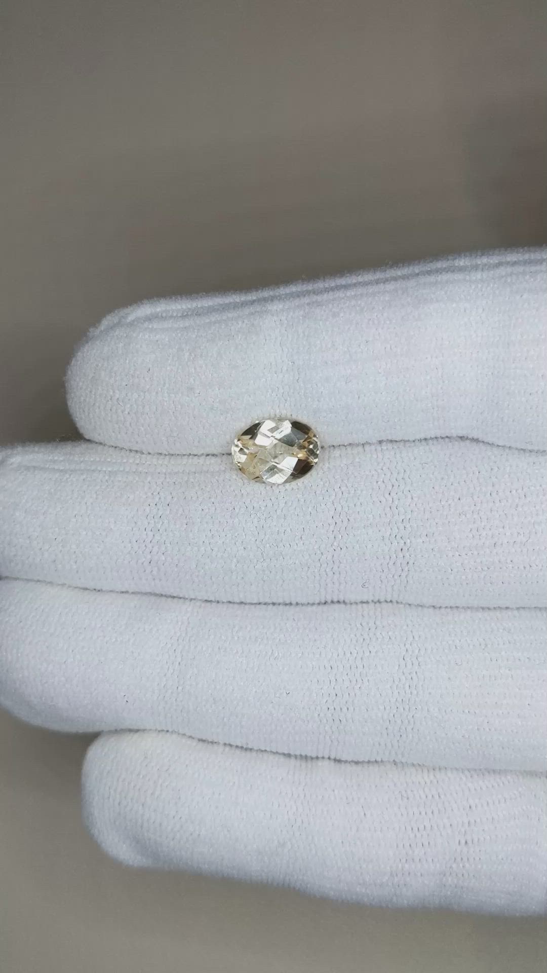 1.70 Ct. Heliodor from Pakistan Size Video
