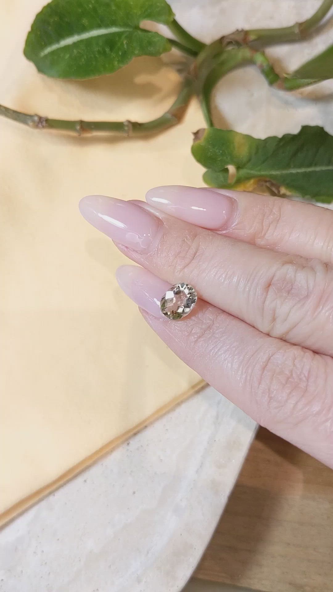 1.87 Ct. Heliodor from Pakistan Size Video