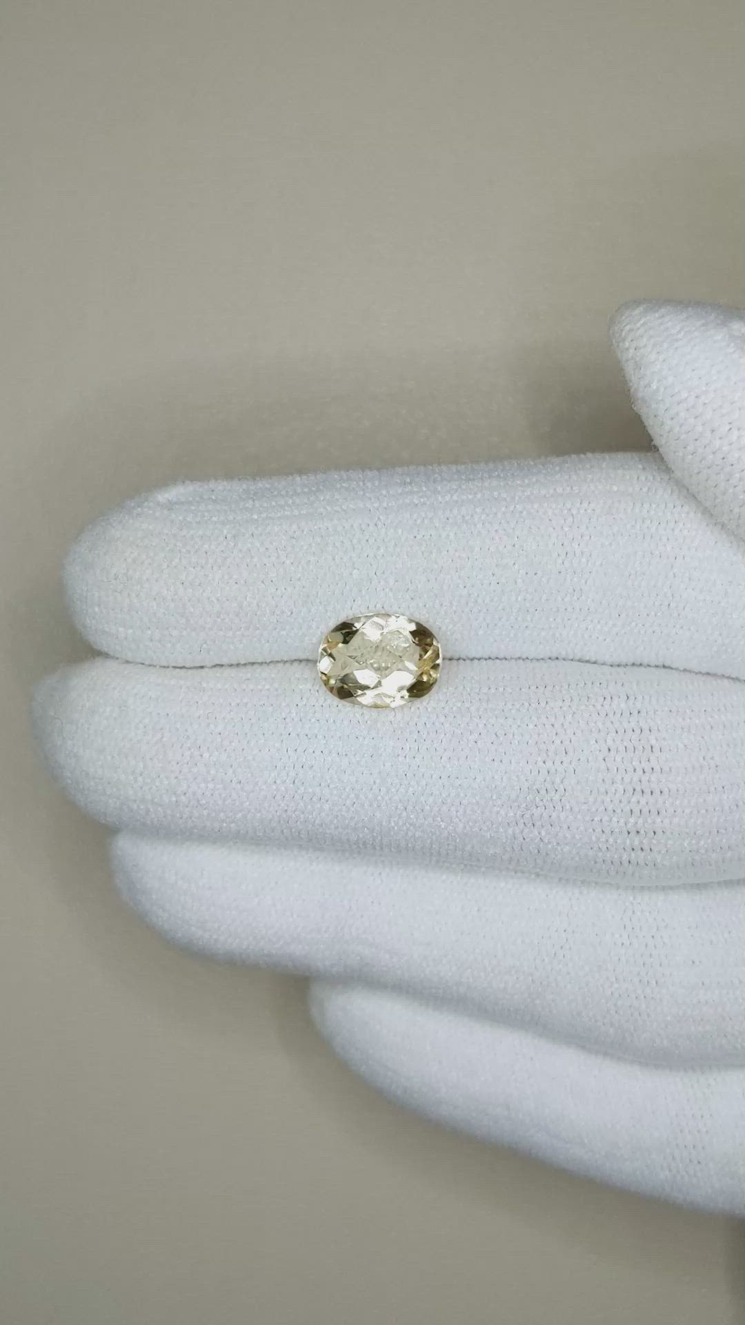 1.49 Ct. Heliodor from Pakistan Size Video