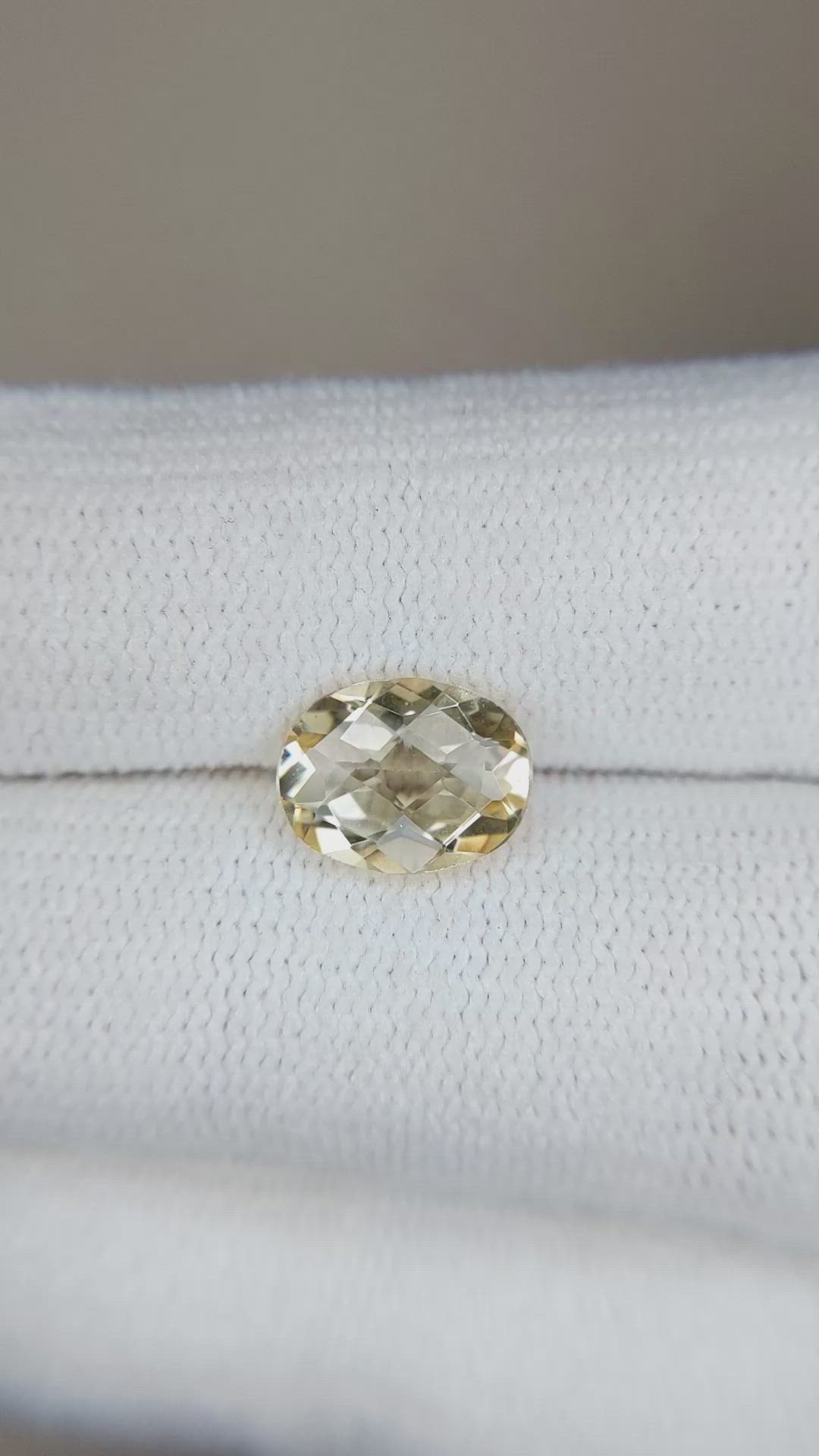 1.49 Ct. Heliodor from Pakistan Size Video