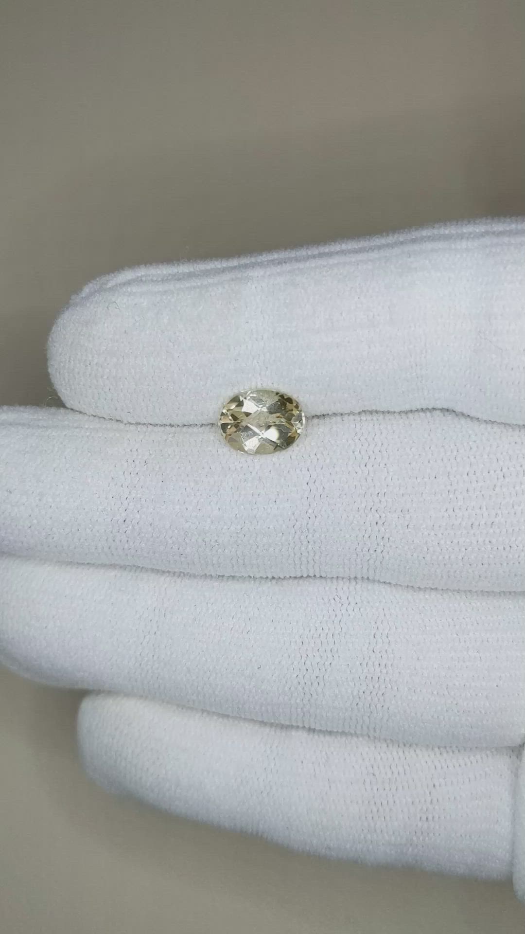 1.53 Ct. Heliodor from Pakistan Size Video