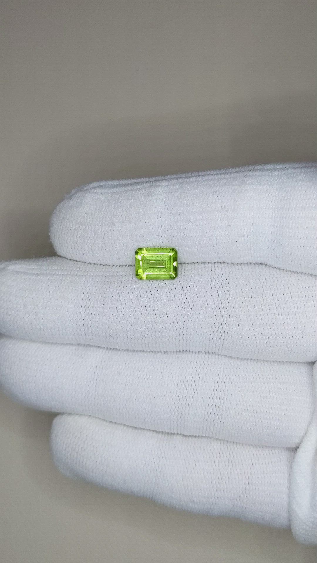 1.57 Ct. Peridot from Pakistan Size Video