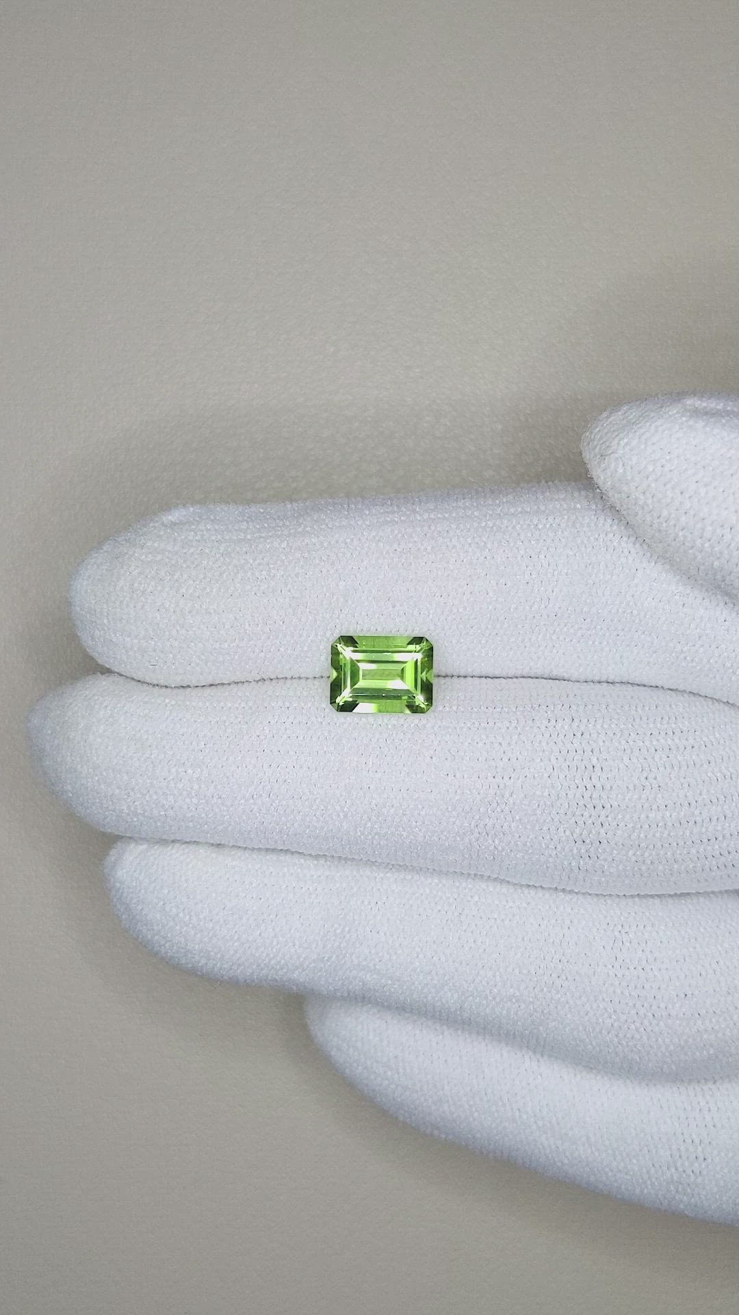 1.73 Ct. Peridot from Pakistan Size Video