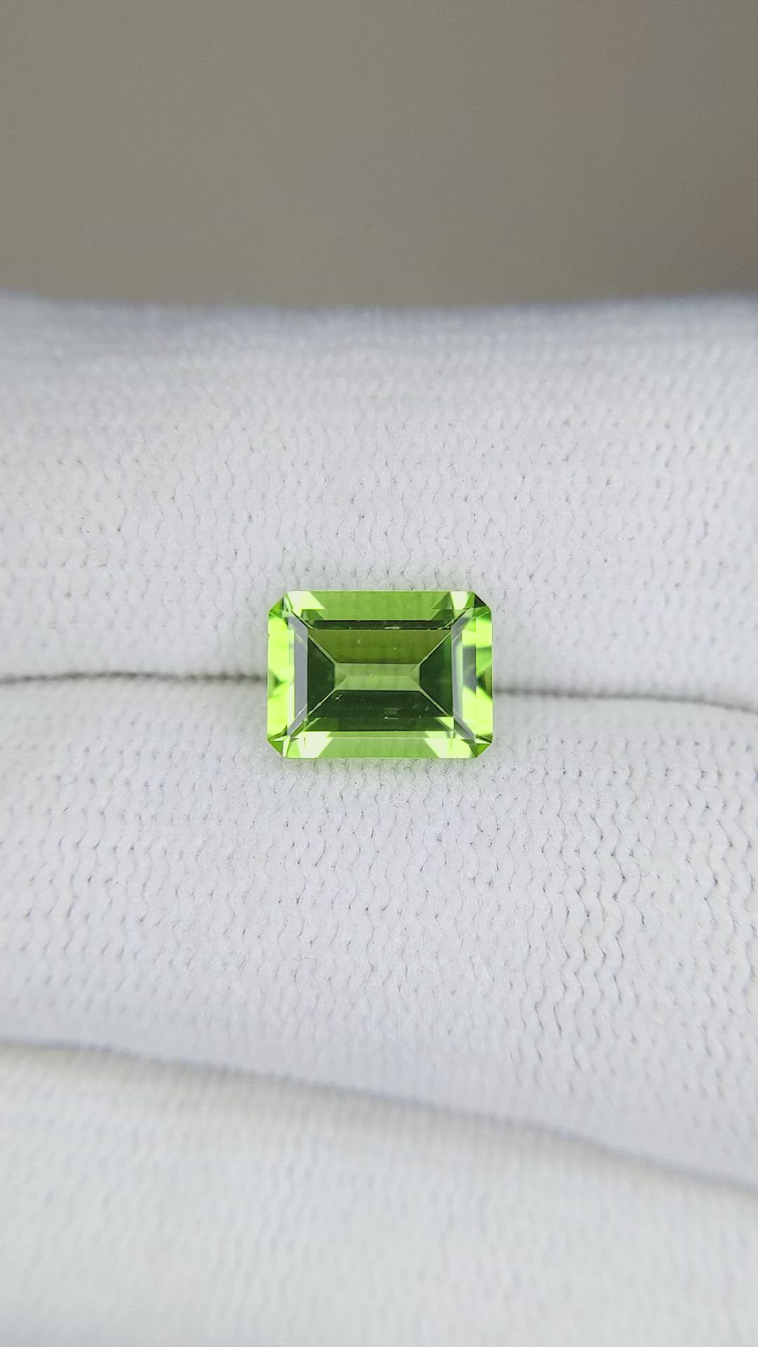 1.73 Ct. Peridot from Pakistan Size Video