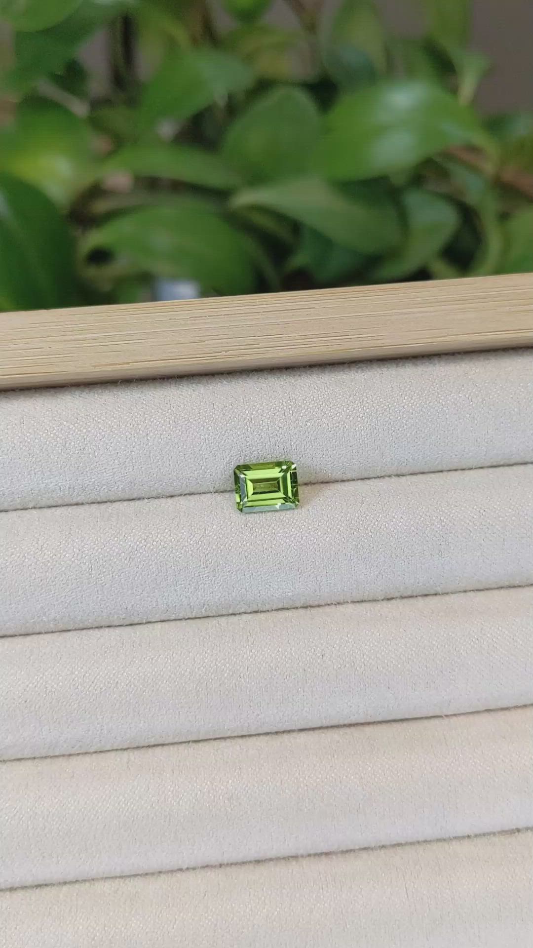 1.80 Ct. Peridot from Pakistan Size Video