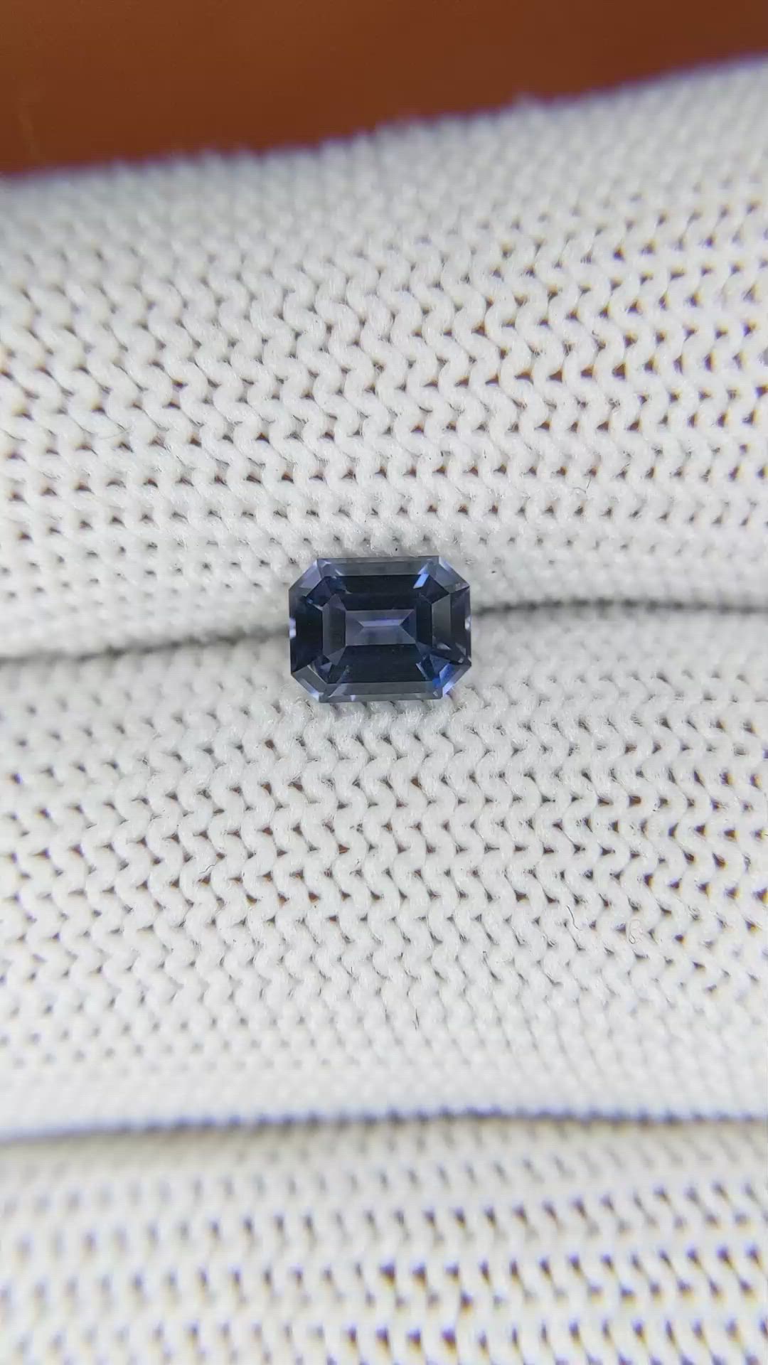0.90 Ct. Spinel from Ceylon (Sri Lanka) Size Video