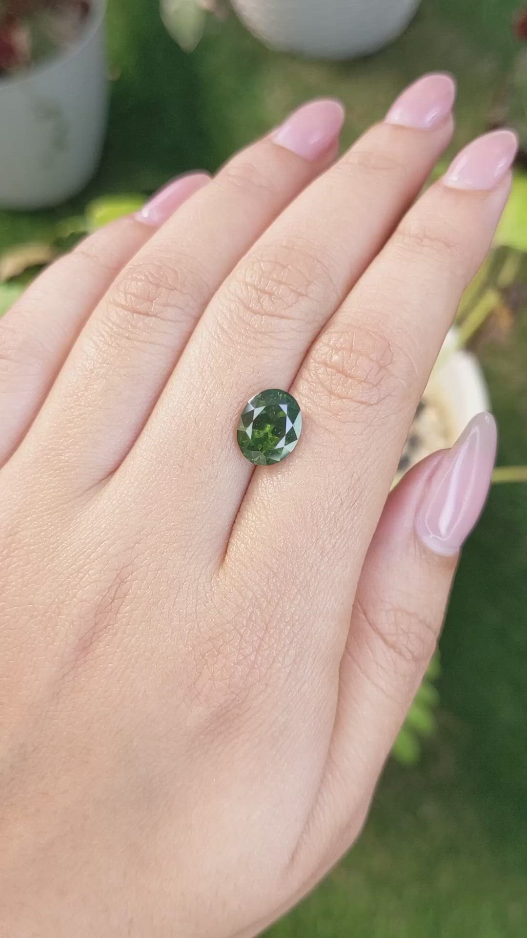 4.32 Ct. Zircon from Ceylon (Sri Lanka) Size Video