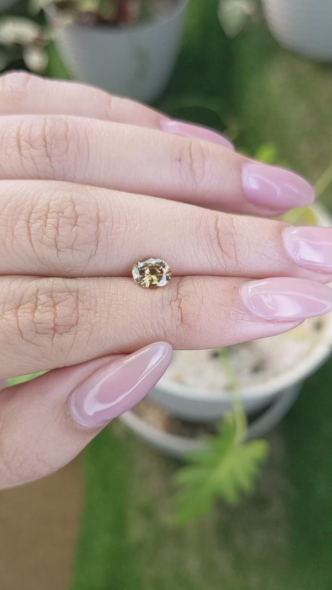 1.20 Ct. Zircon from Ceylon (Sri Lanka) Size Video