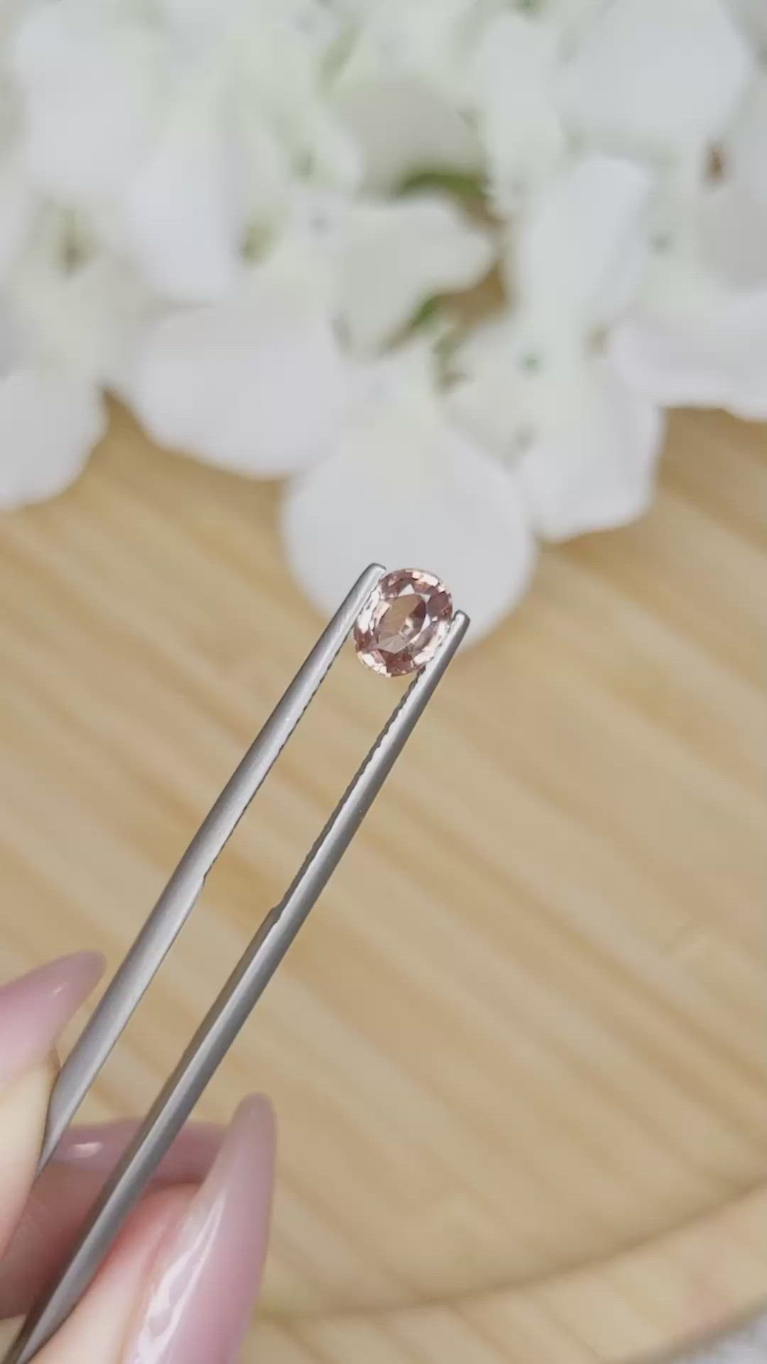0.95 Ct. Zircon from Ceylon (Sri Lanka) Size Video