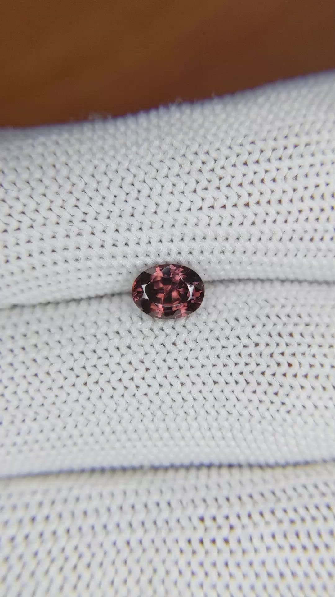 1.05 Ct. Zircon from Ceylon (Sri Lanka) Size Video