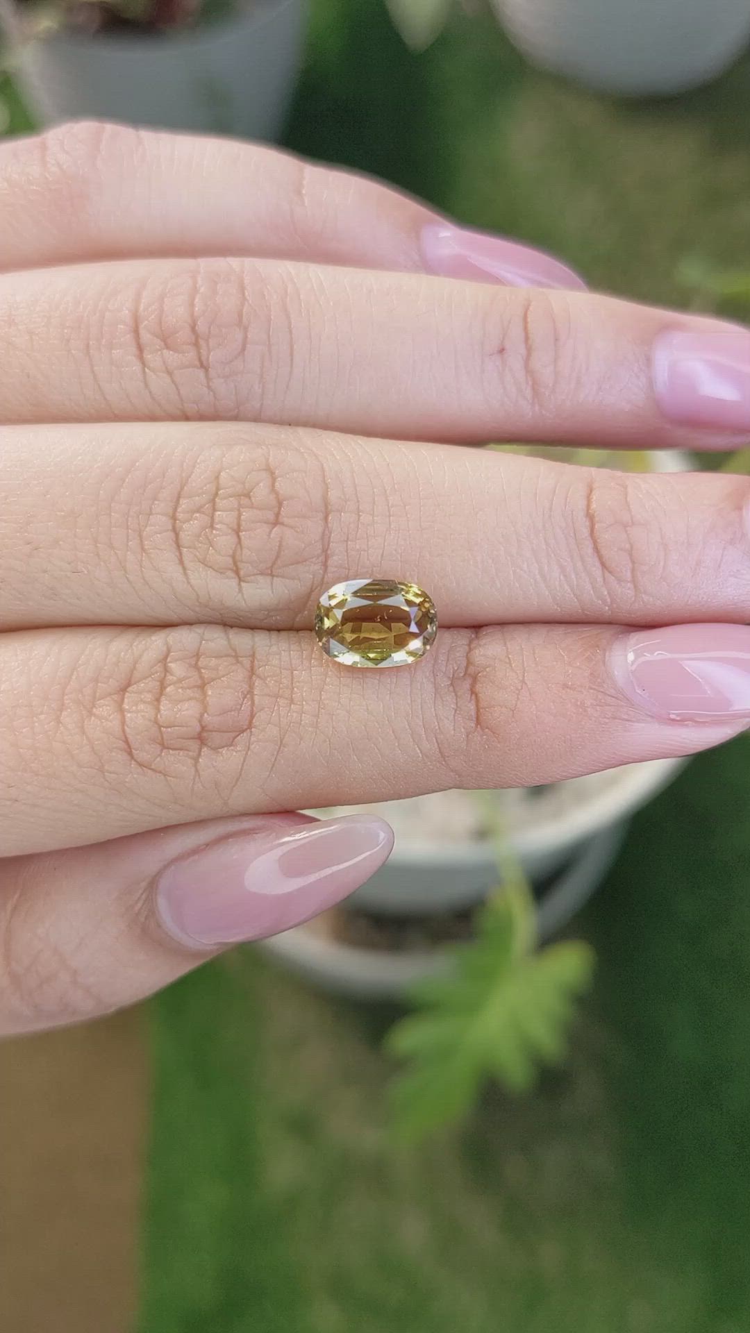 2.59 Ct. Chrysoberyl from Ceylon (Sri Lanka) Size Video