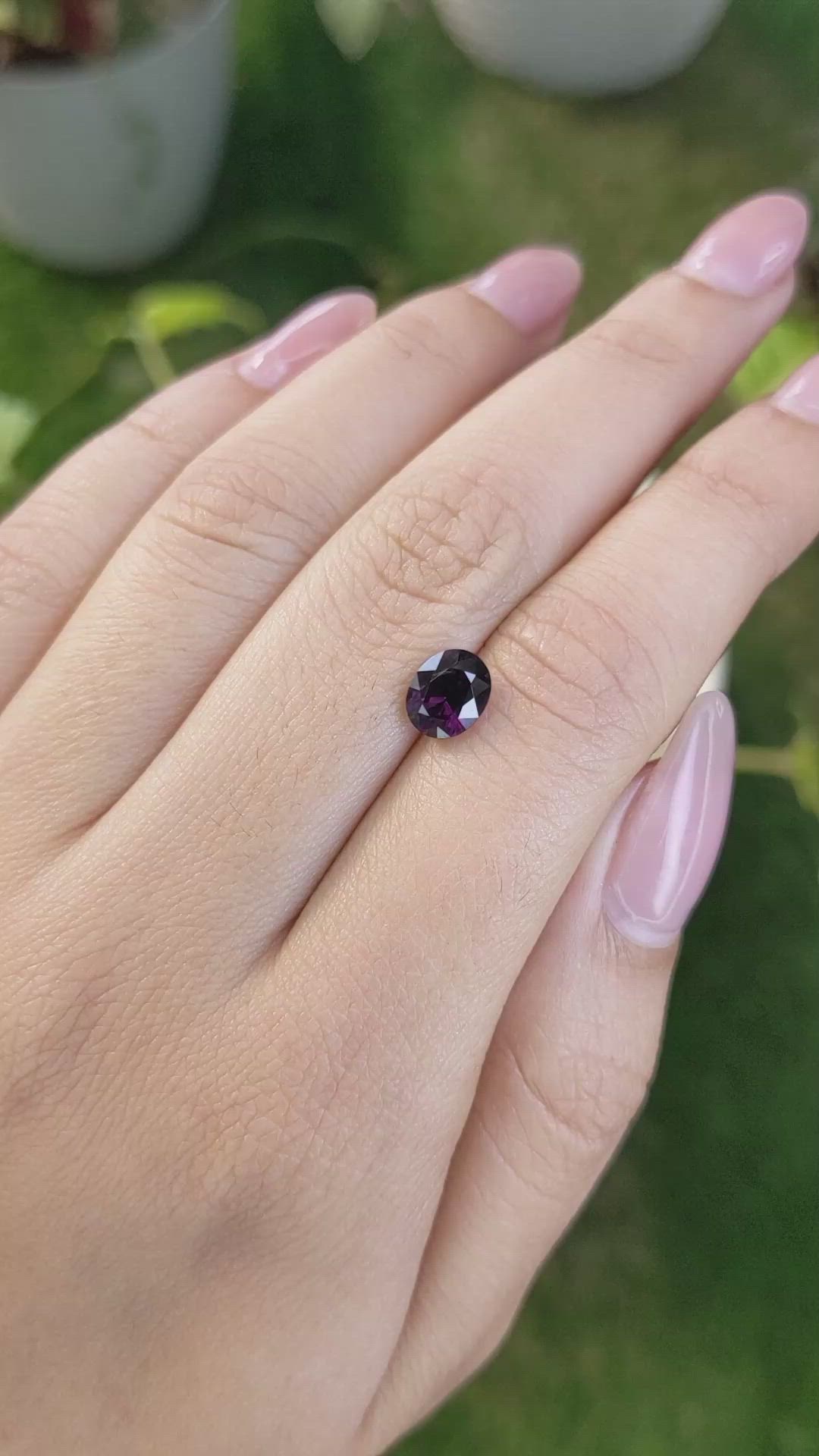 1.66 Ct. Spinel from Ceylon (Sri Lanka) Size Video