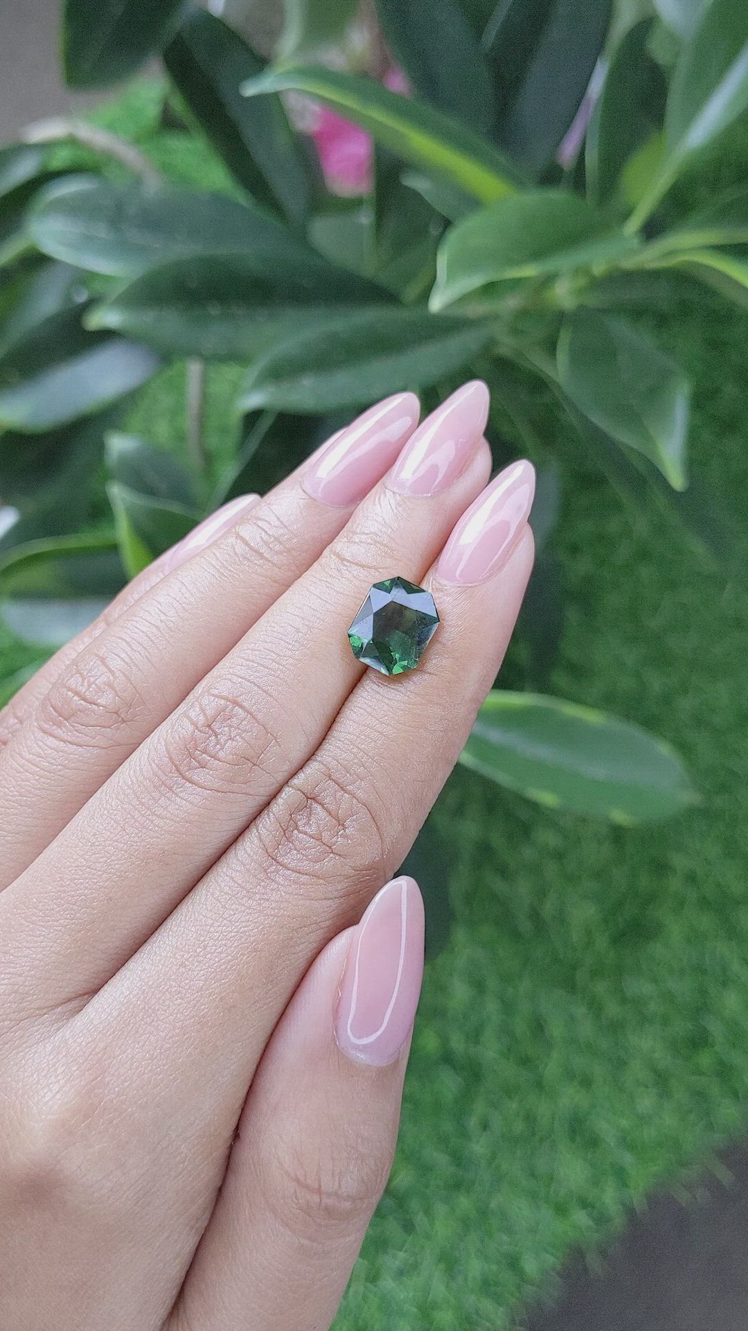 3.73 Ct. Green Apatite from Ceylon (Sri Lanka) Size Video