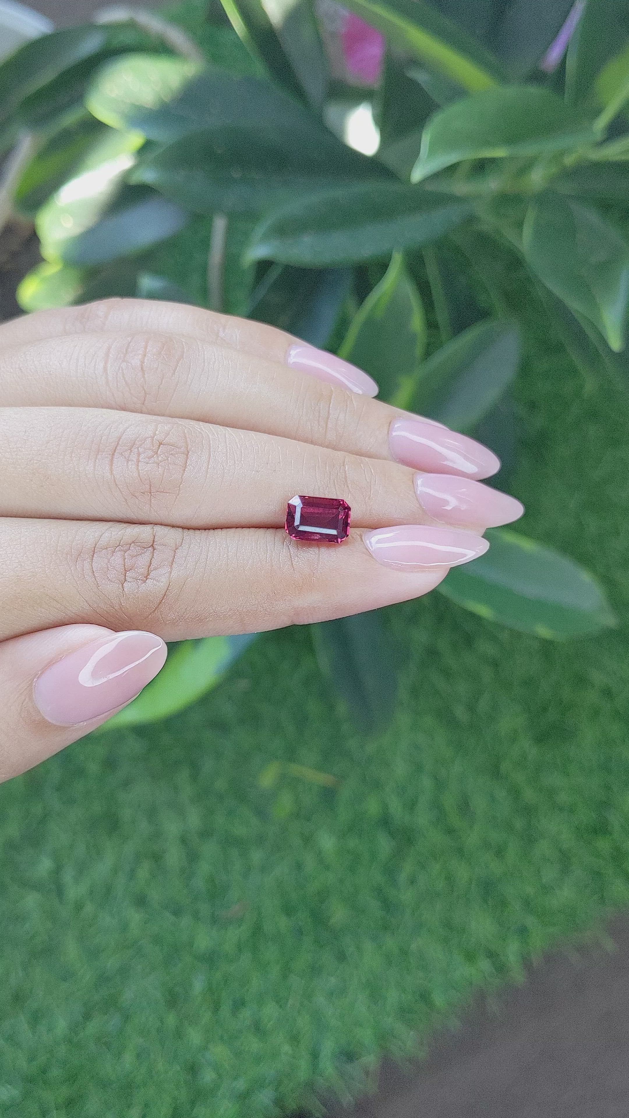 2.82 Ct. Pinkish Red Garnet from Ceylon (Sri Lanka) Size Video