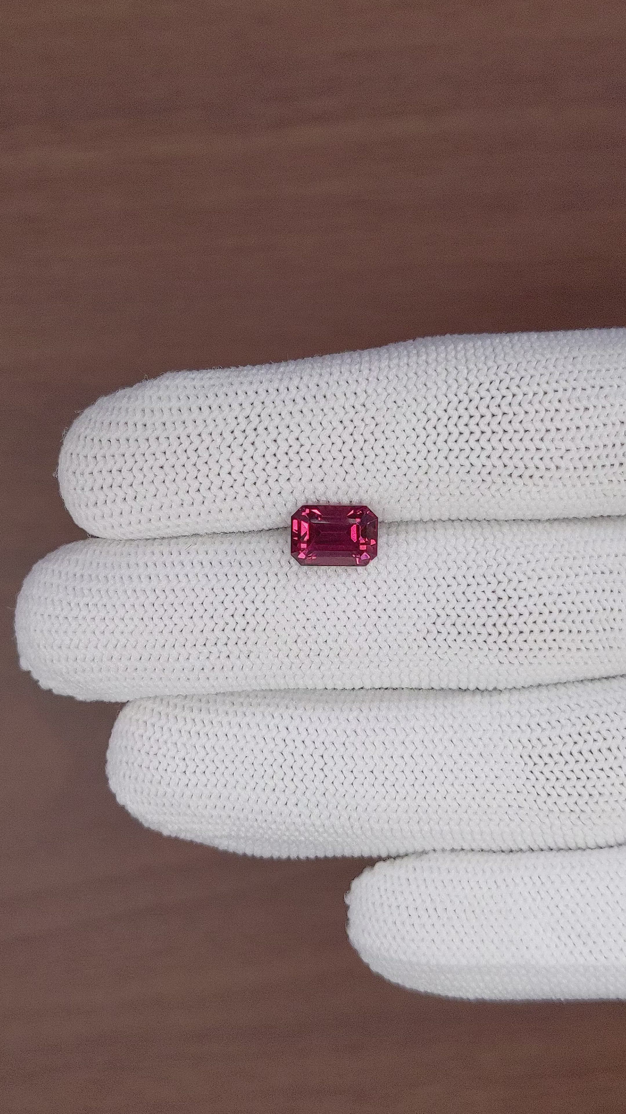 2.82 Ct. Pinkish Red Garnet from Ceylon (Sri Lanka) Size Video