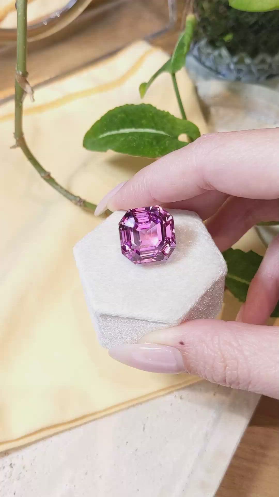 34.36 Ct. Pink Kunzite from Afghanistan Size Video