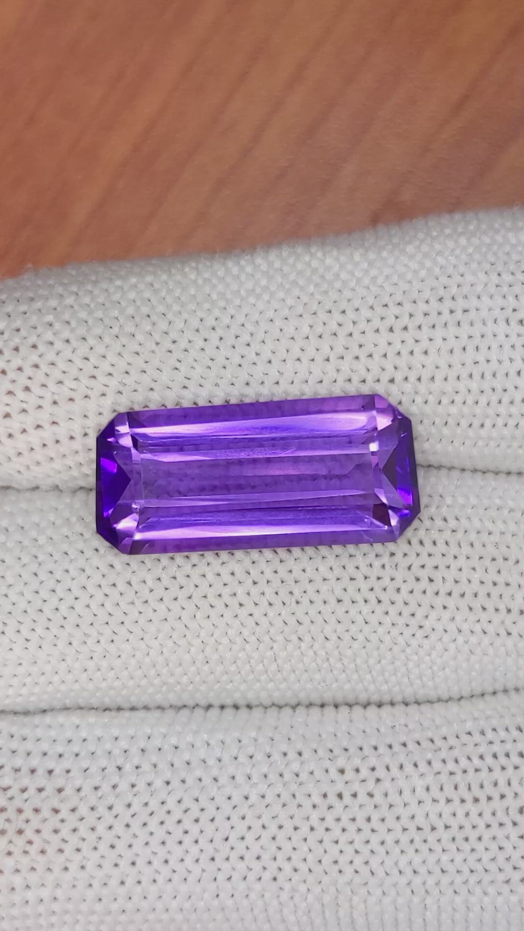11.57 Ct. Amethyst from Ceylon (Sri Lanka) Size Video