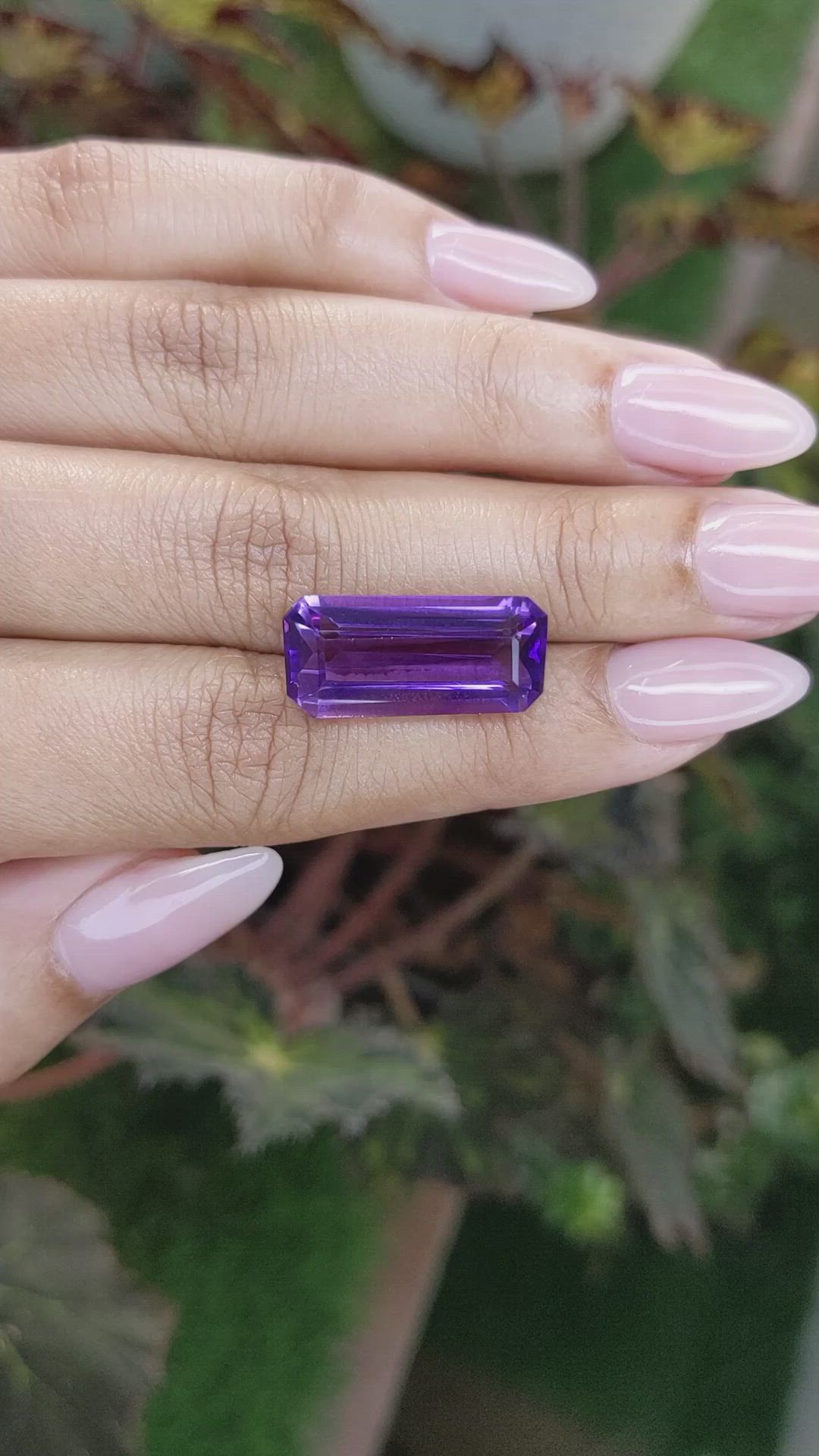 11.57 Ct. Amethyst from Ceylon (Sri Lanka) Size Video