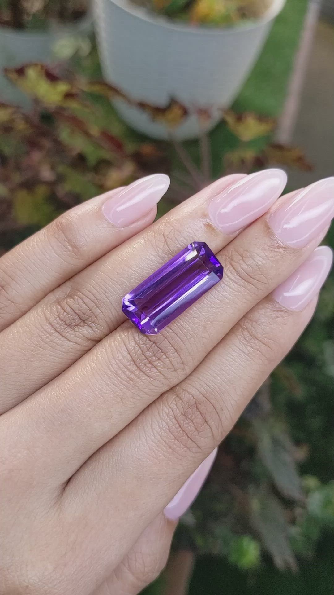 11.57 Ct. Amethyst from Ceylon (Sri Lanka) Size Video