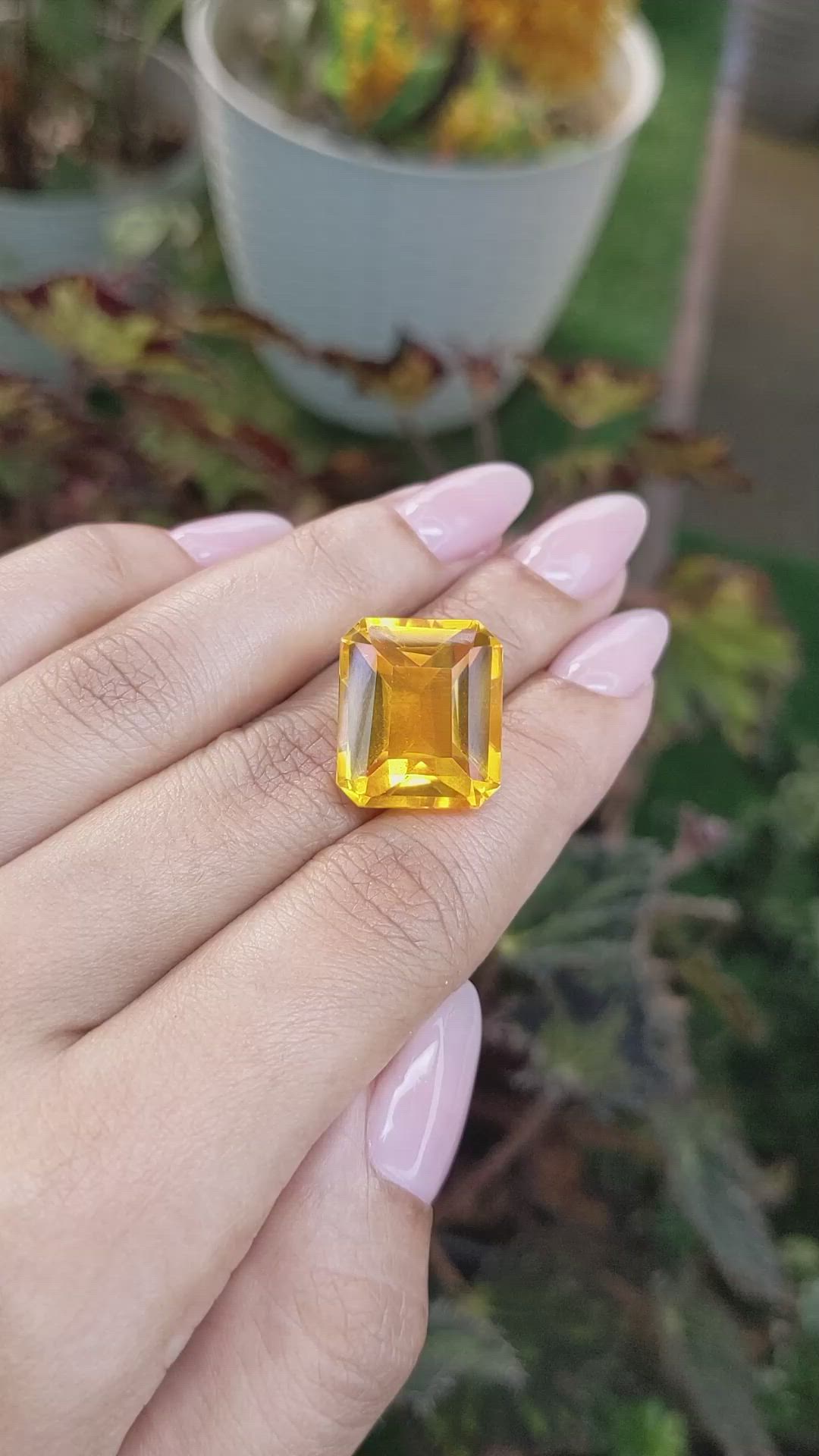 20.70 Ct. Citrine from Ceylon (Sri Lanka) Size Video