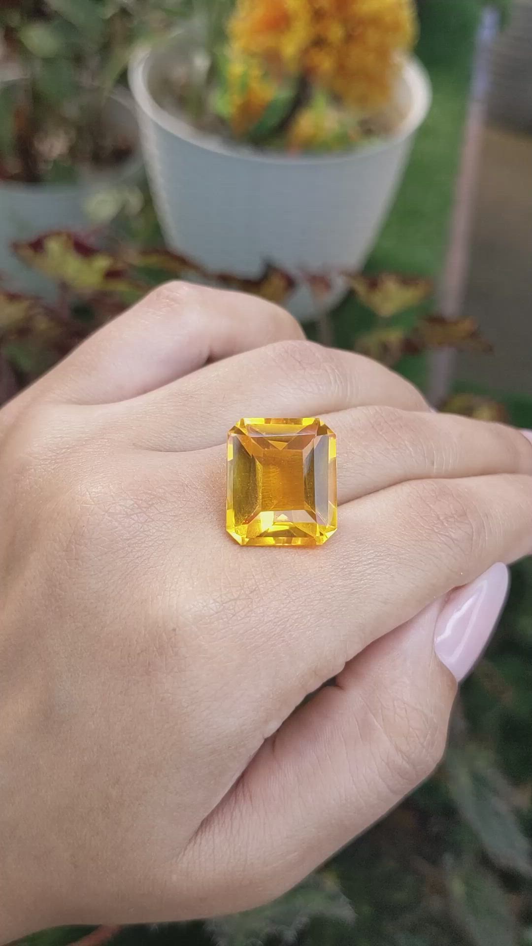 20.70 Ct. Citrine from Ceylon (Sri Lanka) Size Video