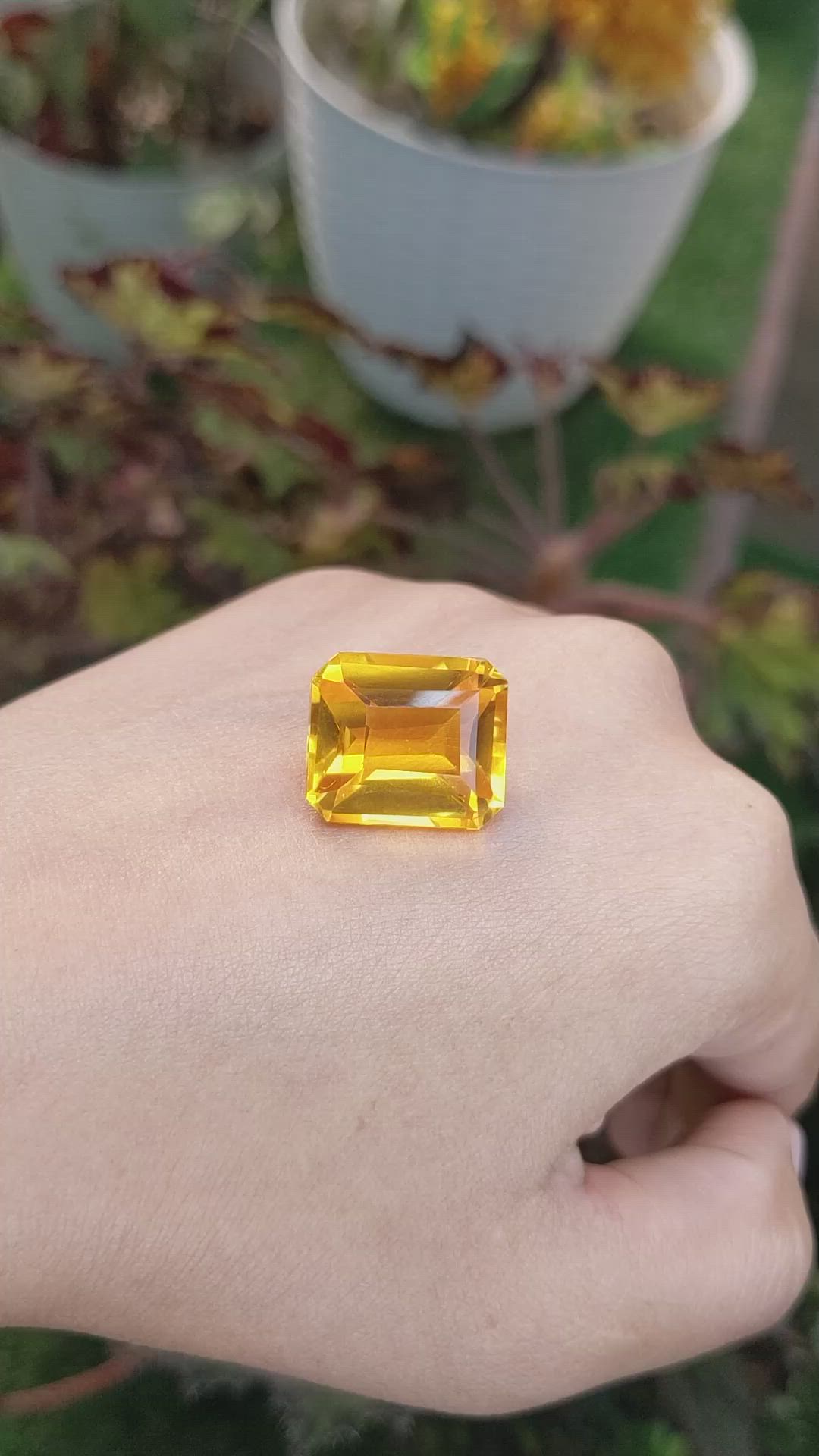 20.70 Ct. Citrine from Ceylon (Sri Lanka) Size Video