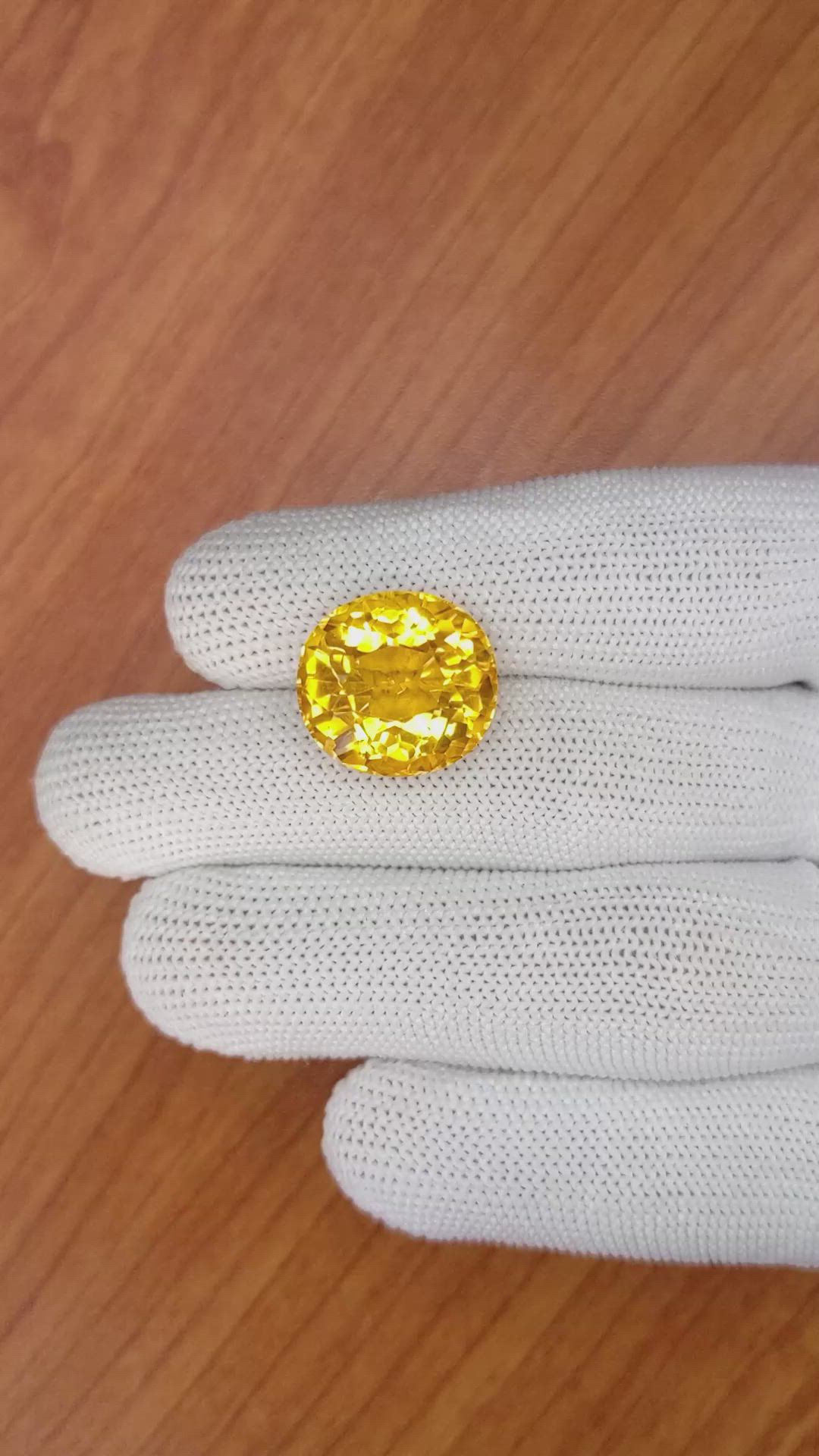 15.42 Ct. Citrine from Ceylon (Sri Lanka) Size Video