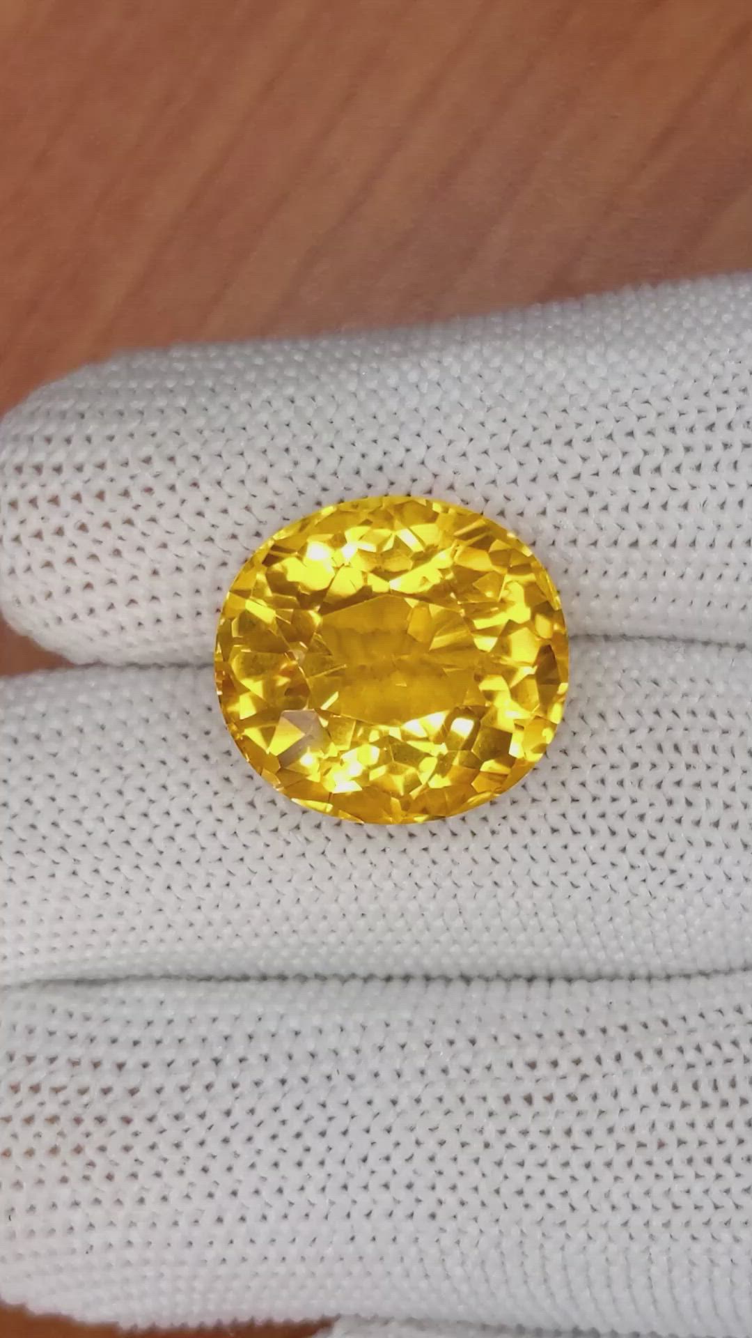 15.42 Ct. Citrine from Ceylon (Sri Lanka) Size Video