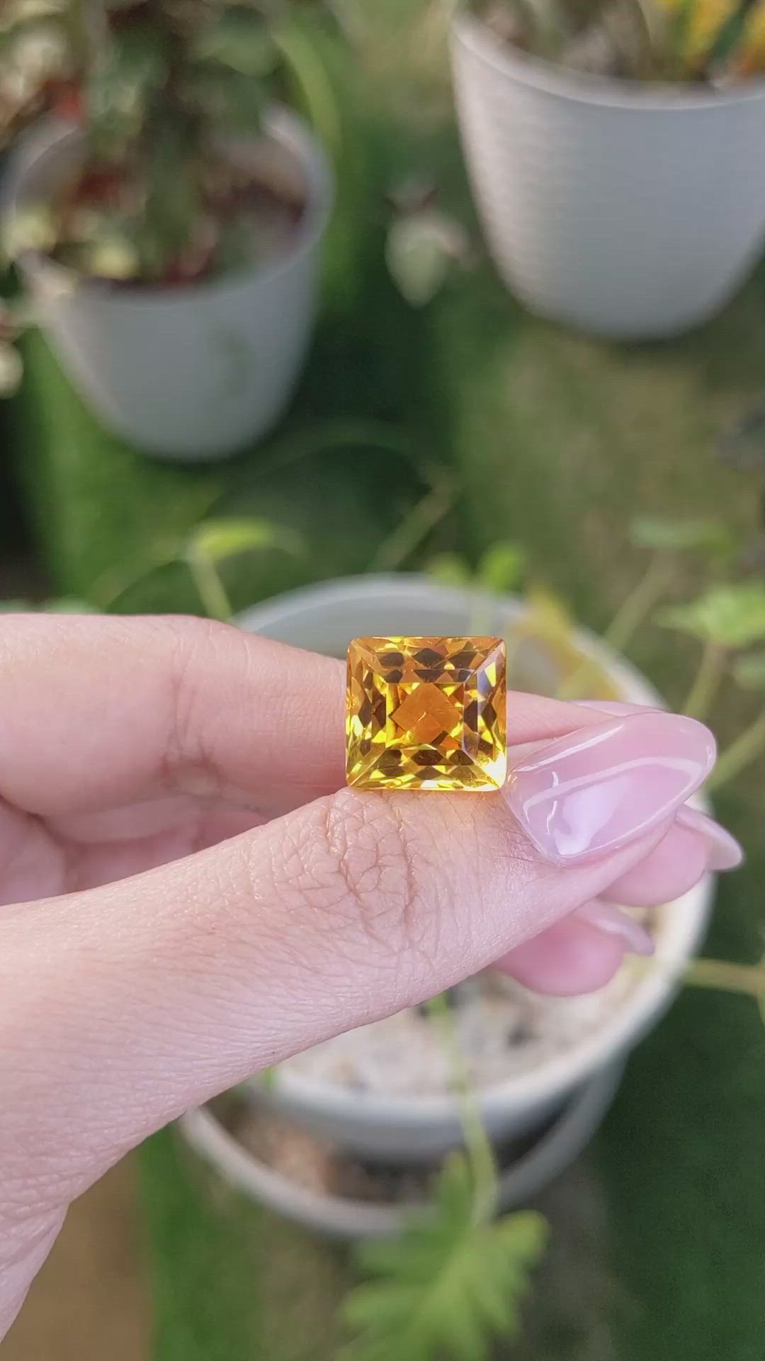 13.77 Ct. Citrine from Ceylon (Sri Lanka) Size Video