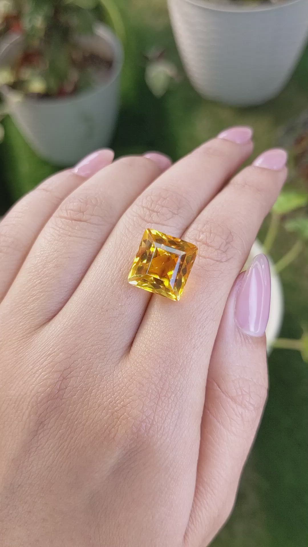 13.77 Ct. Citrine from Ceylon (Sri Lanka) Size Video