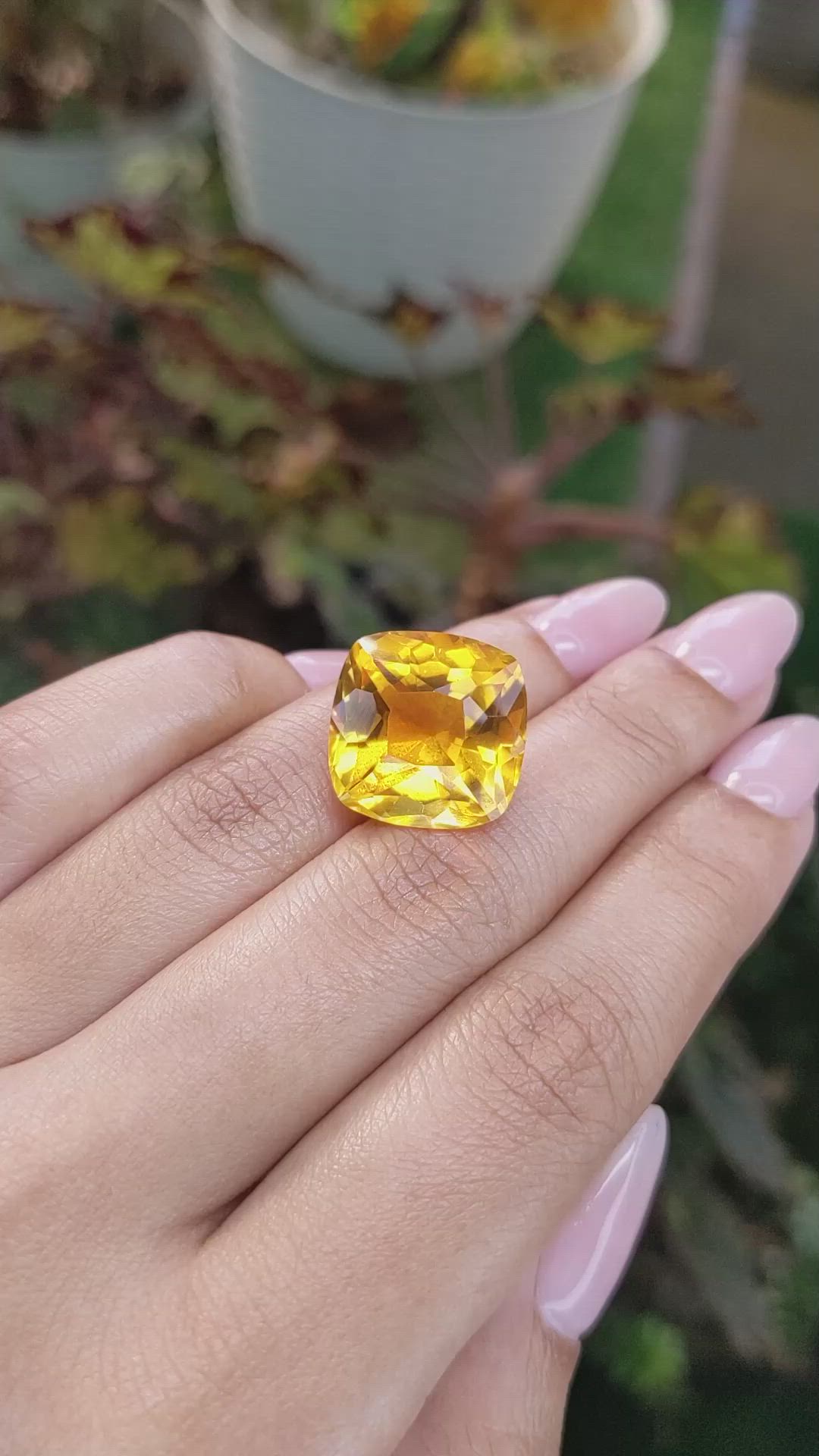 18.71 Ct. Citrine from Ceylon (Sri Lanka) Size Video