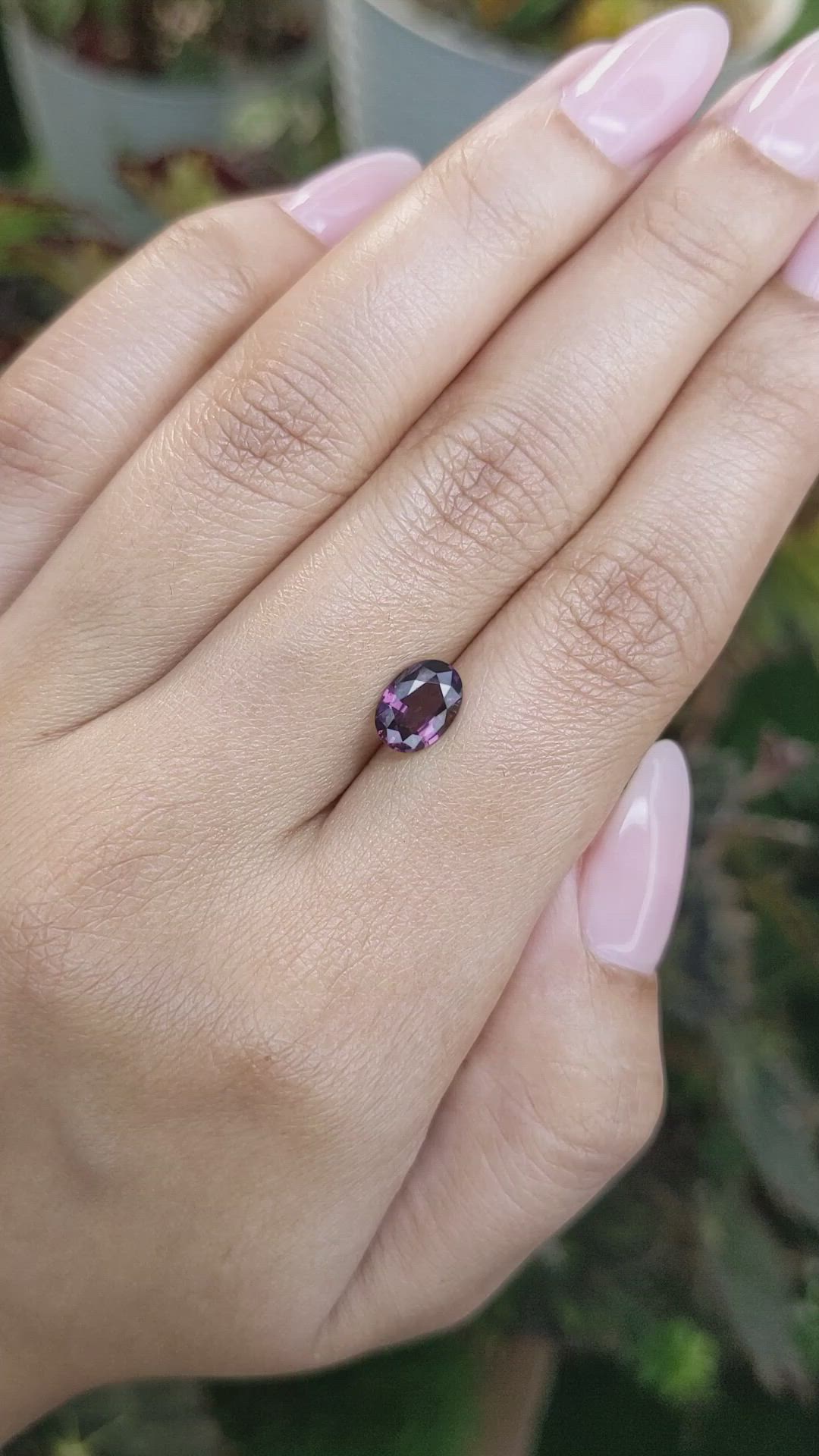 1.23 Ct. Spinel from Ceylon (Sri Lanka) Size Video