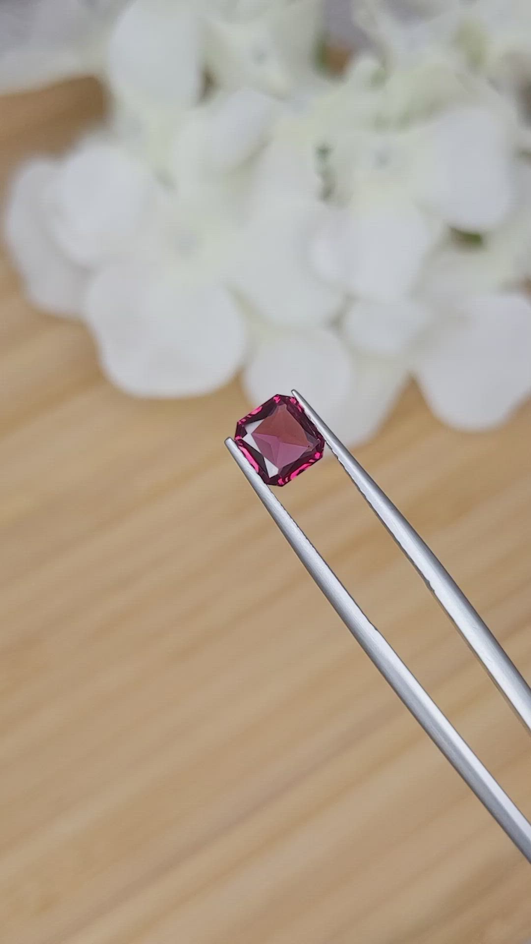 1.34 Ct. Garnet from Ceylon (Sri Lanka) Size Video