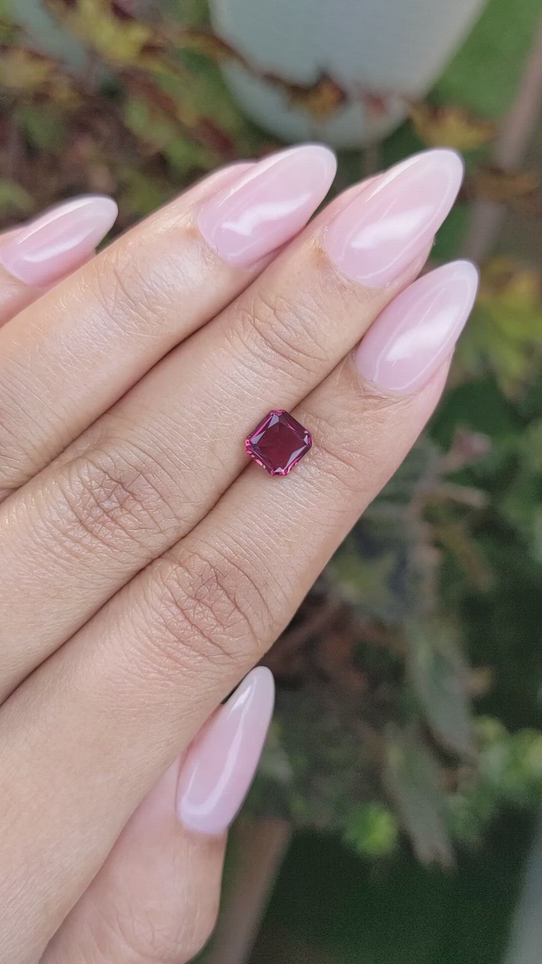 1.34 Ct. Garnet from Ceylon (Sri Lanka) Size Video