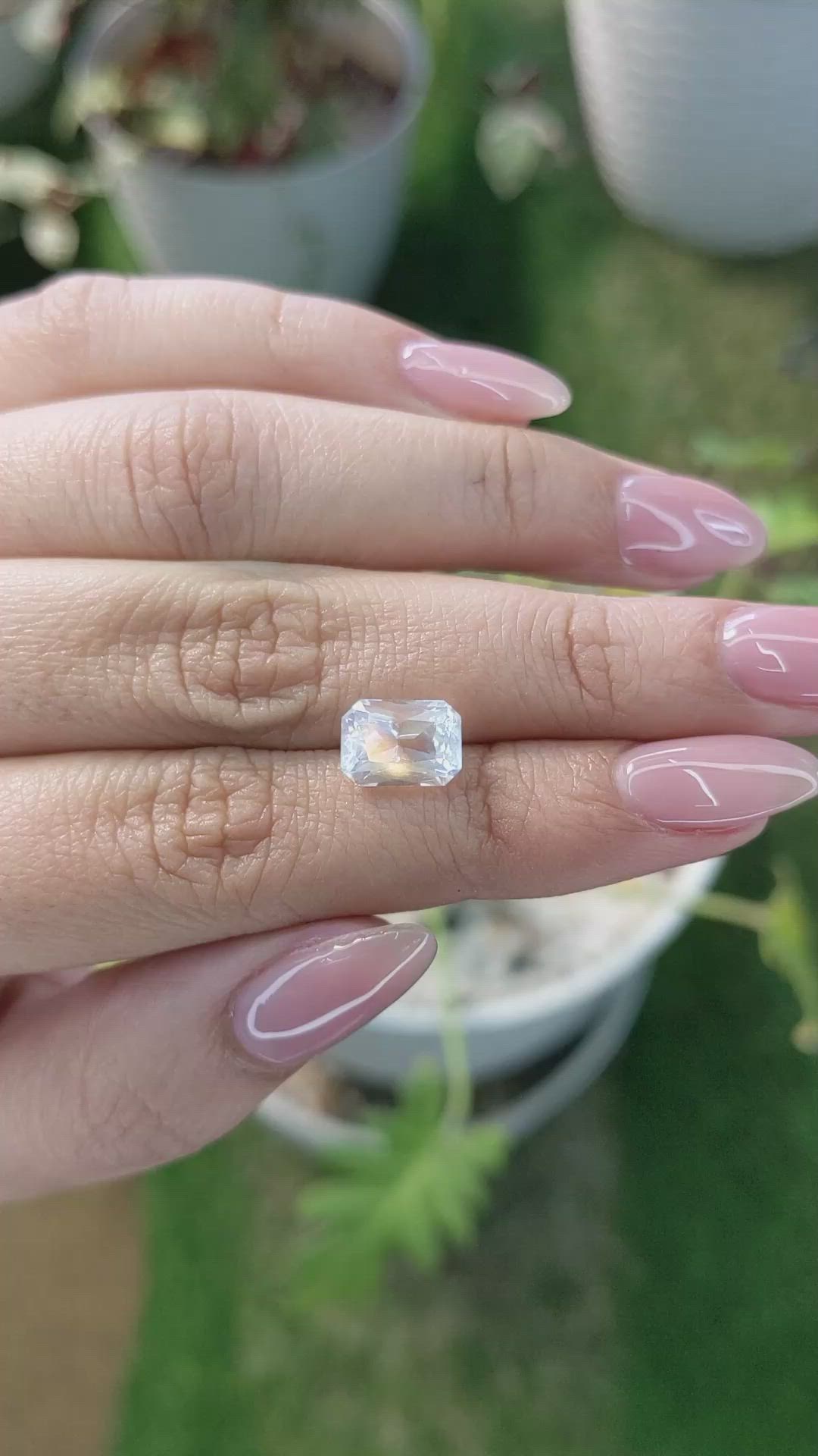 2.39 Ct. Moonstone from Ceylon (Sri Lanka) Size Video