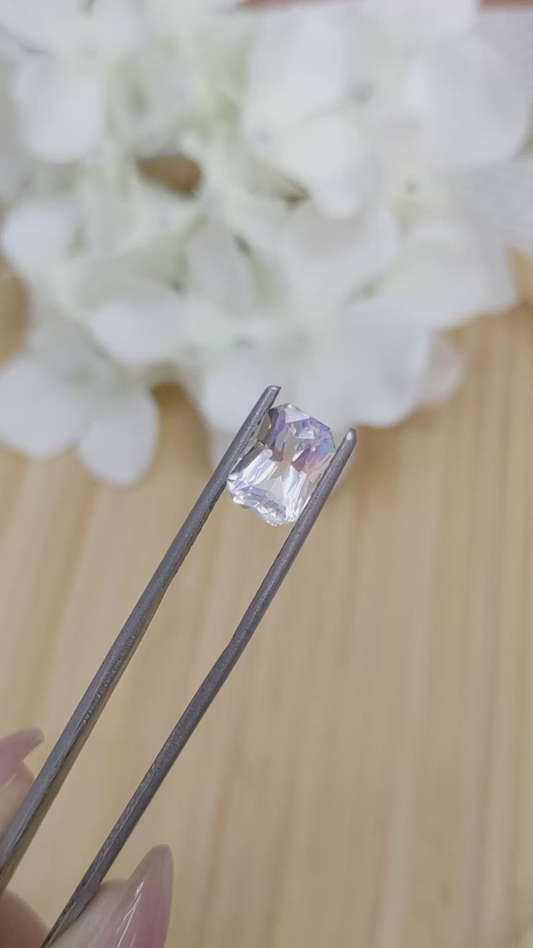 2.39 Ct. Moonstone from Ceylon (Sri Lanka) Size Video